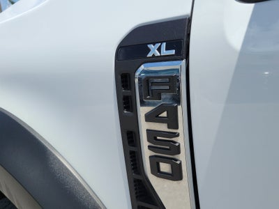 2024 Ford Super Duty F-450 DRW XL