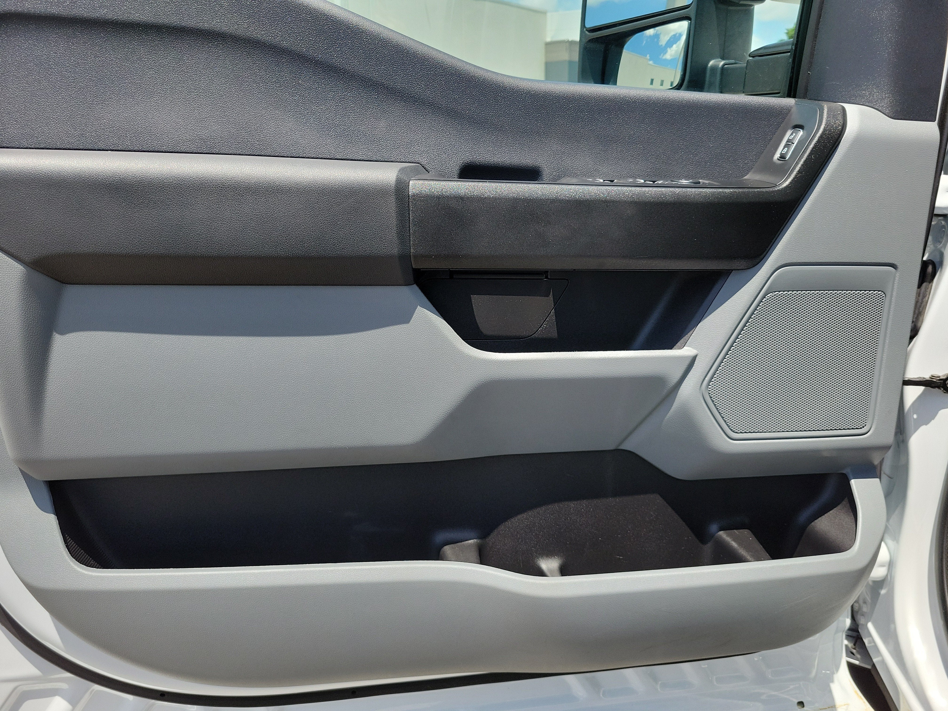 2024 Ford Super Duty F-450 DRW XL