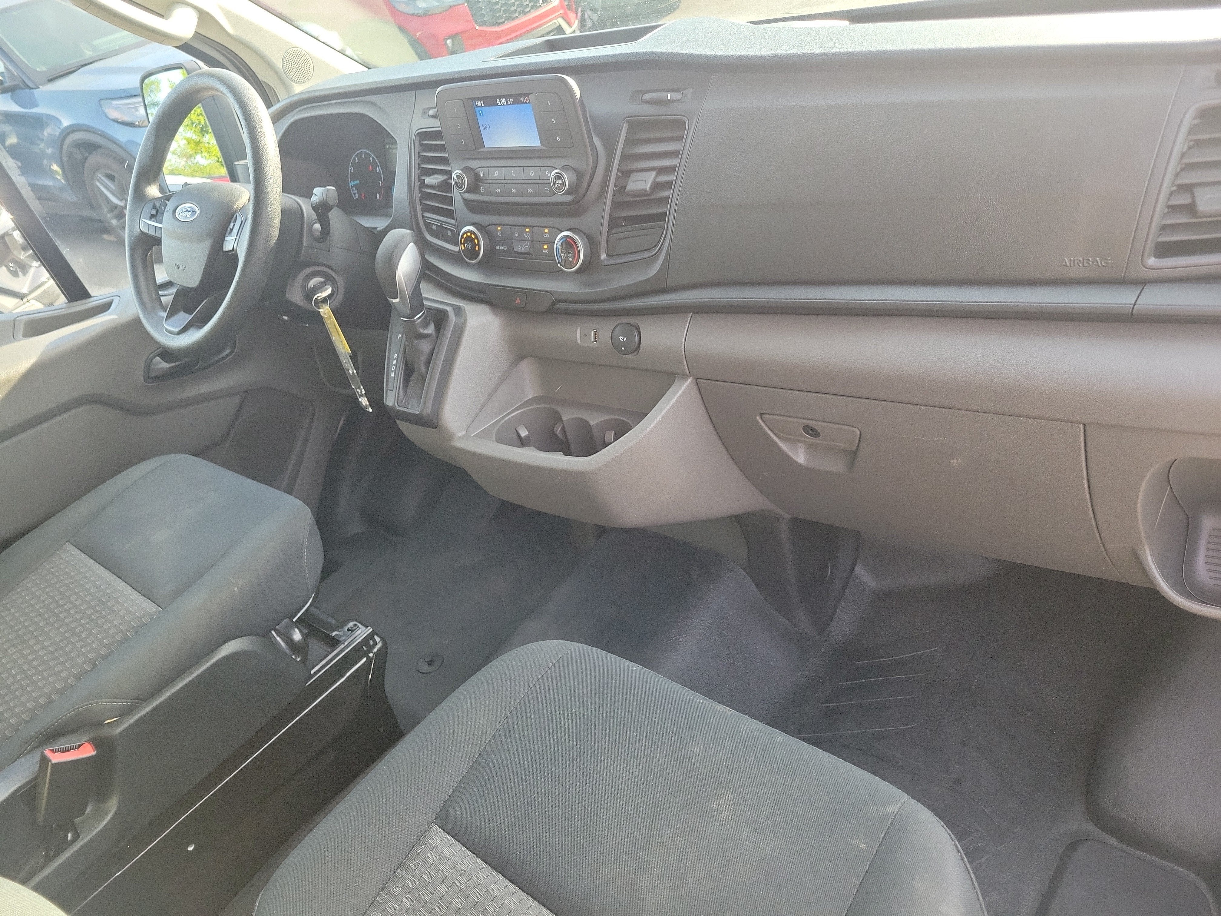 2025 Ford Transit Cargo Van Base