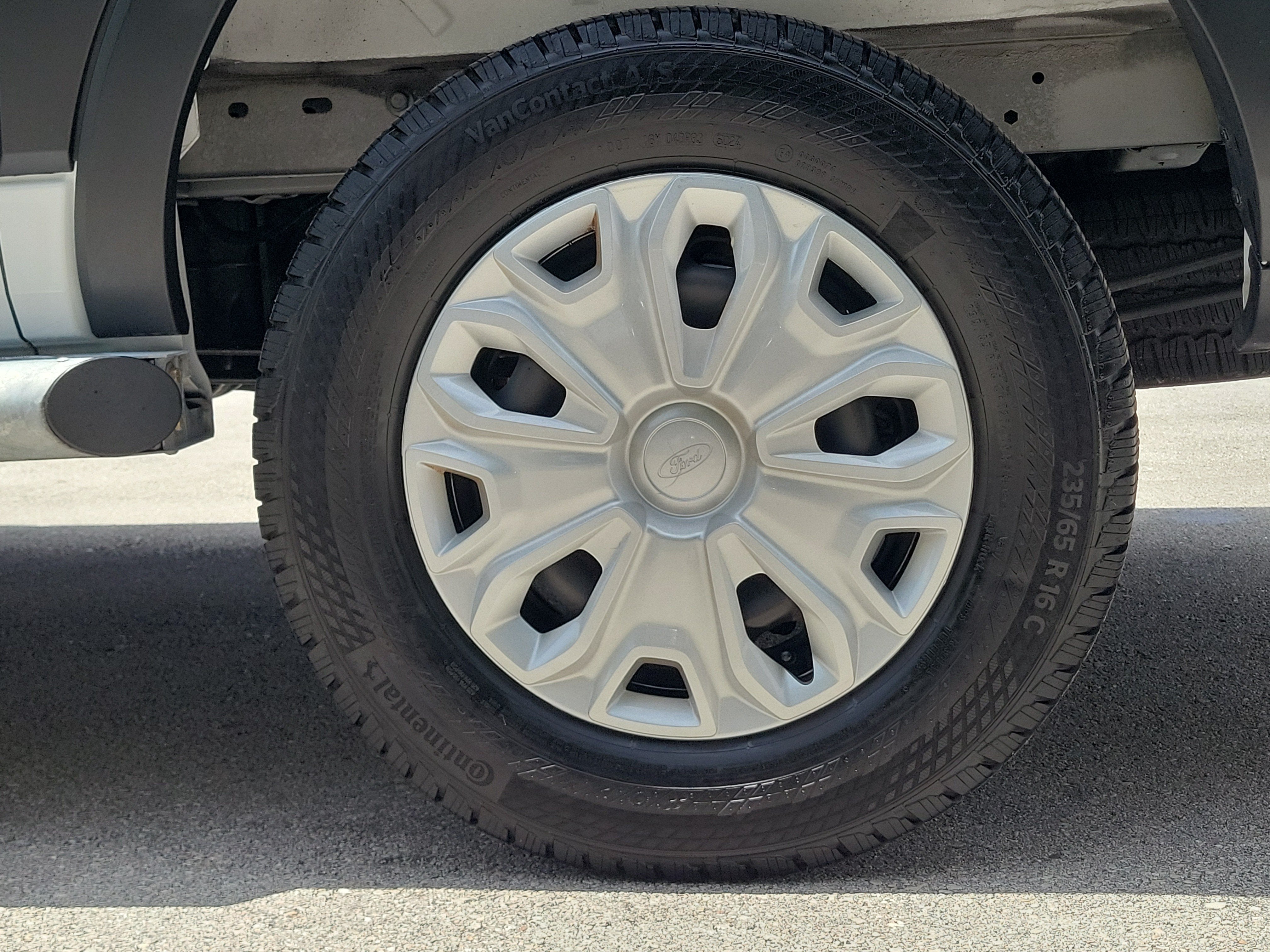 2025 Ford Transit Cargo Van Base