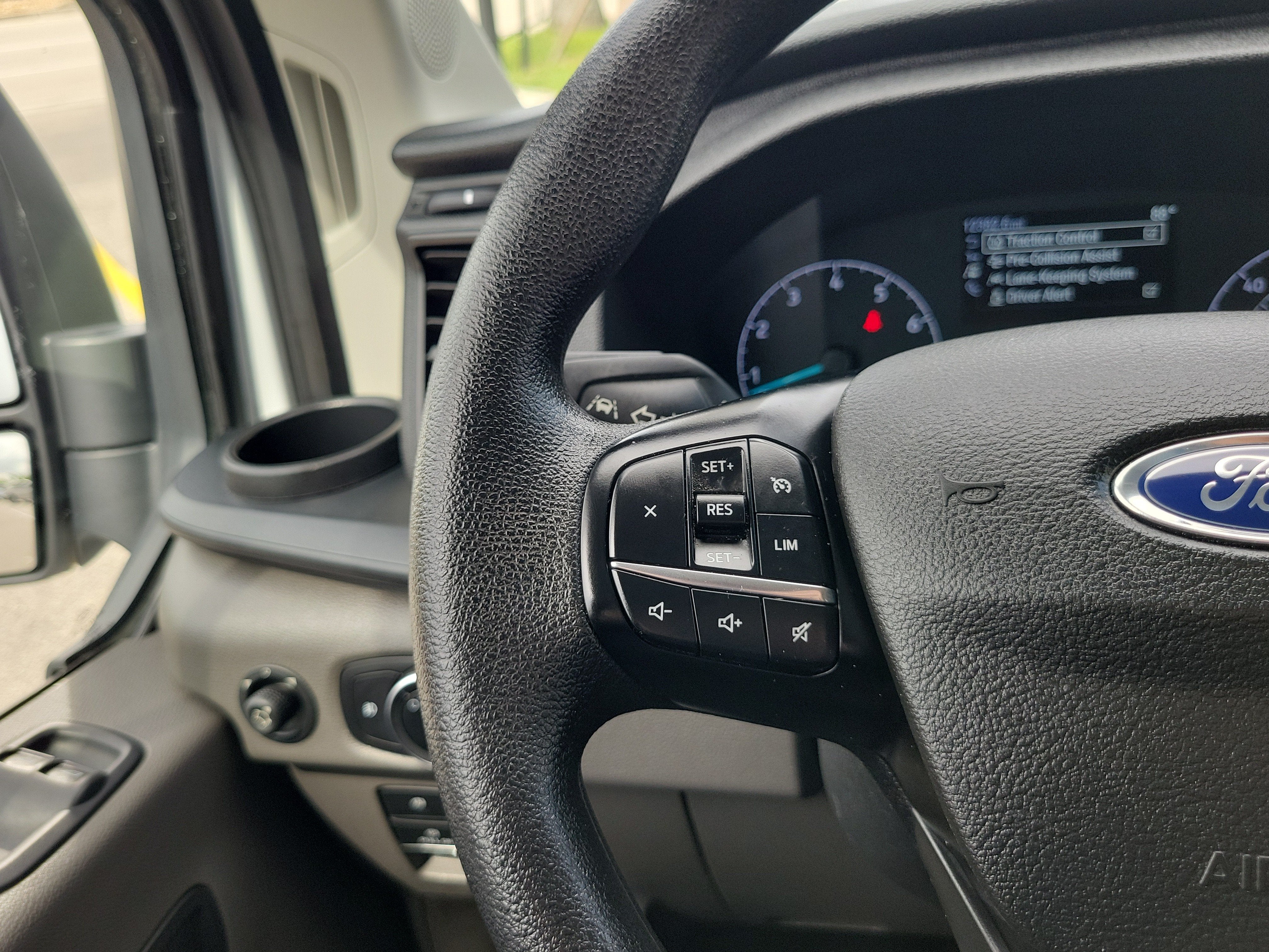 2025 Ford Transit Cargo Van Base