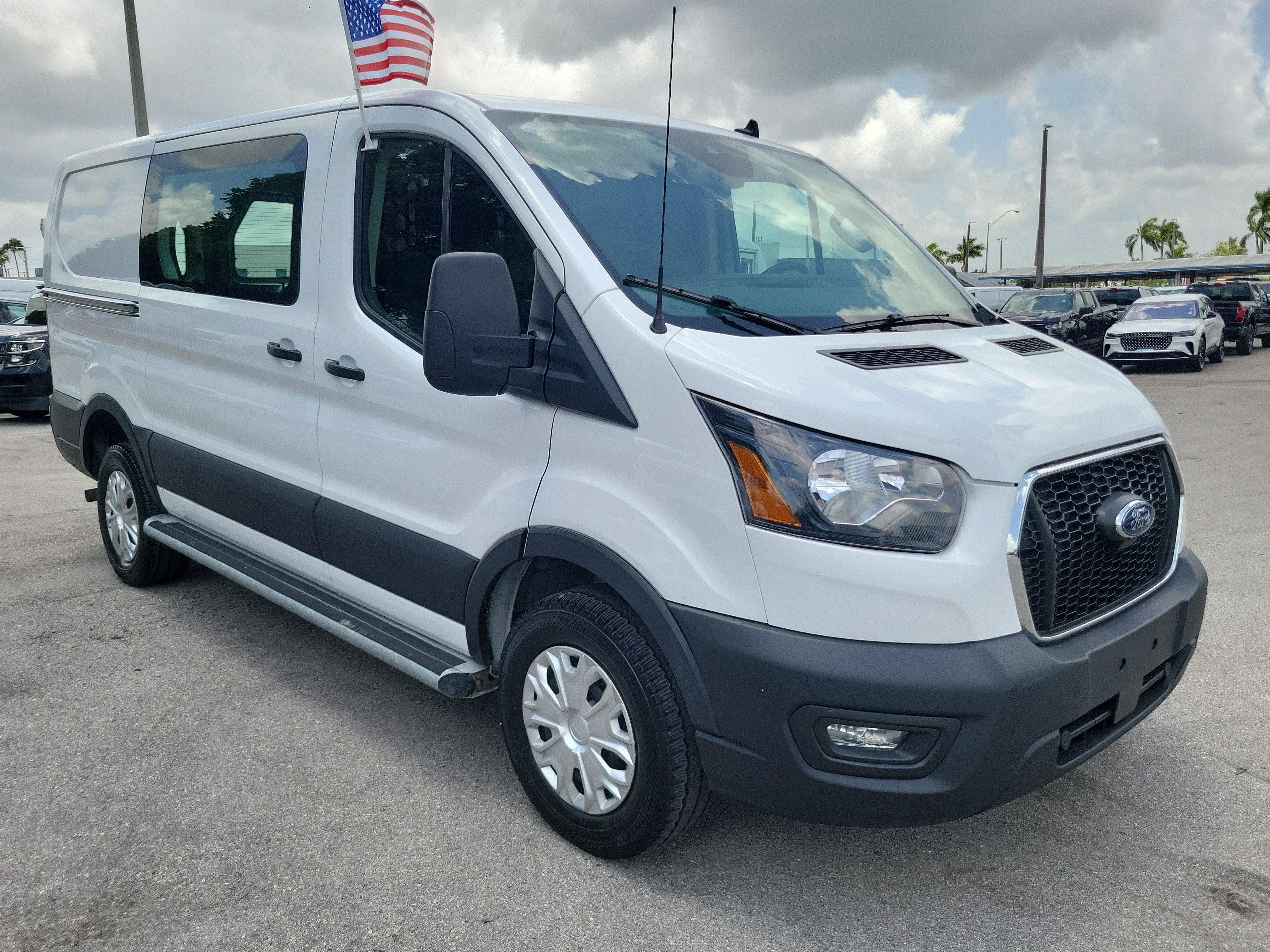 2025 Ford Transit Cargo Van Base