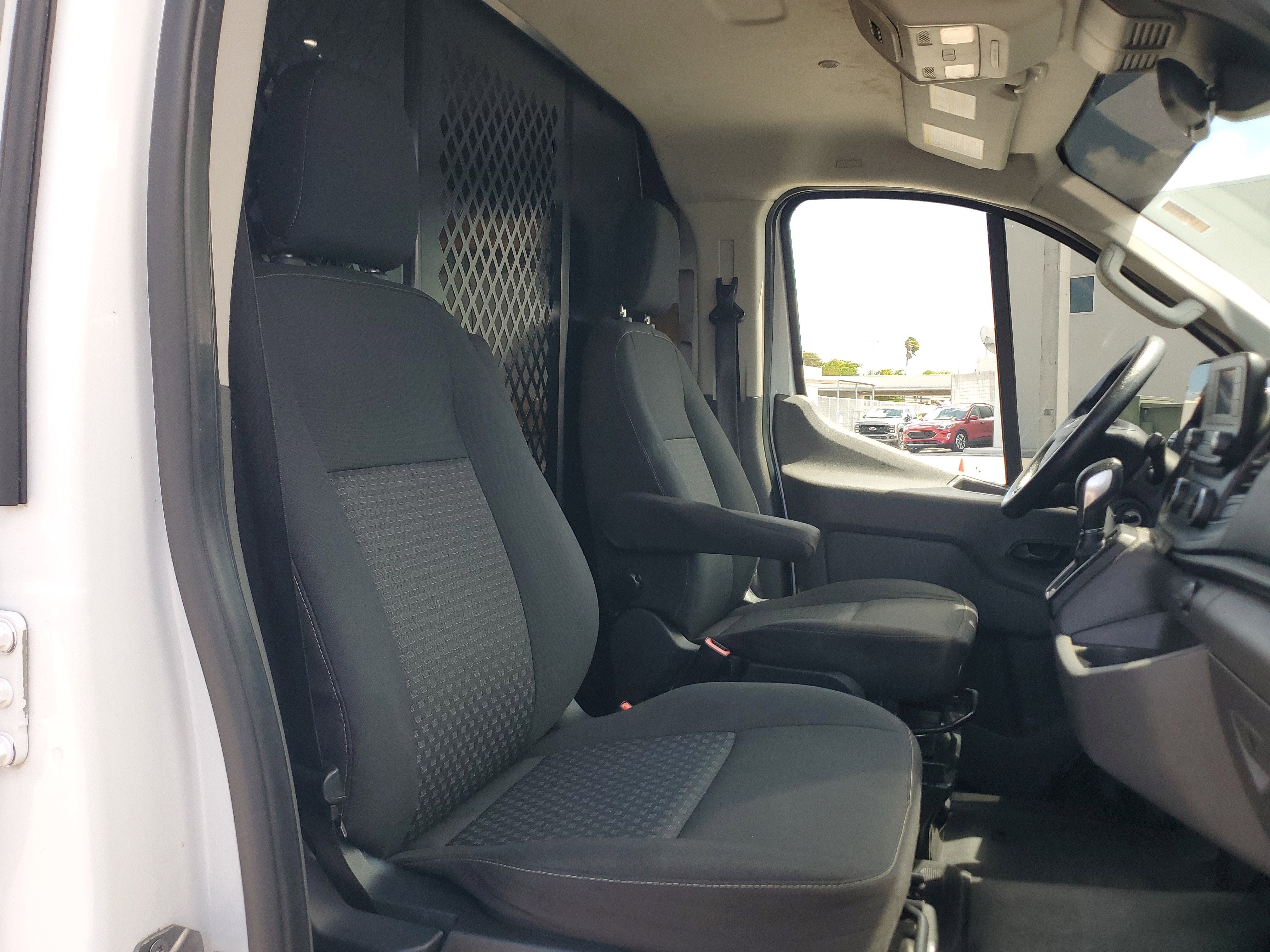 2022 Ford Transit Cargo Van Base