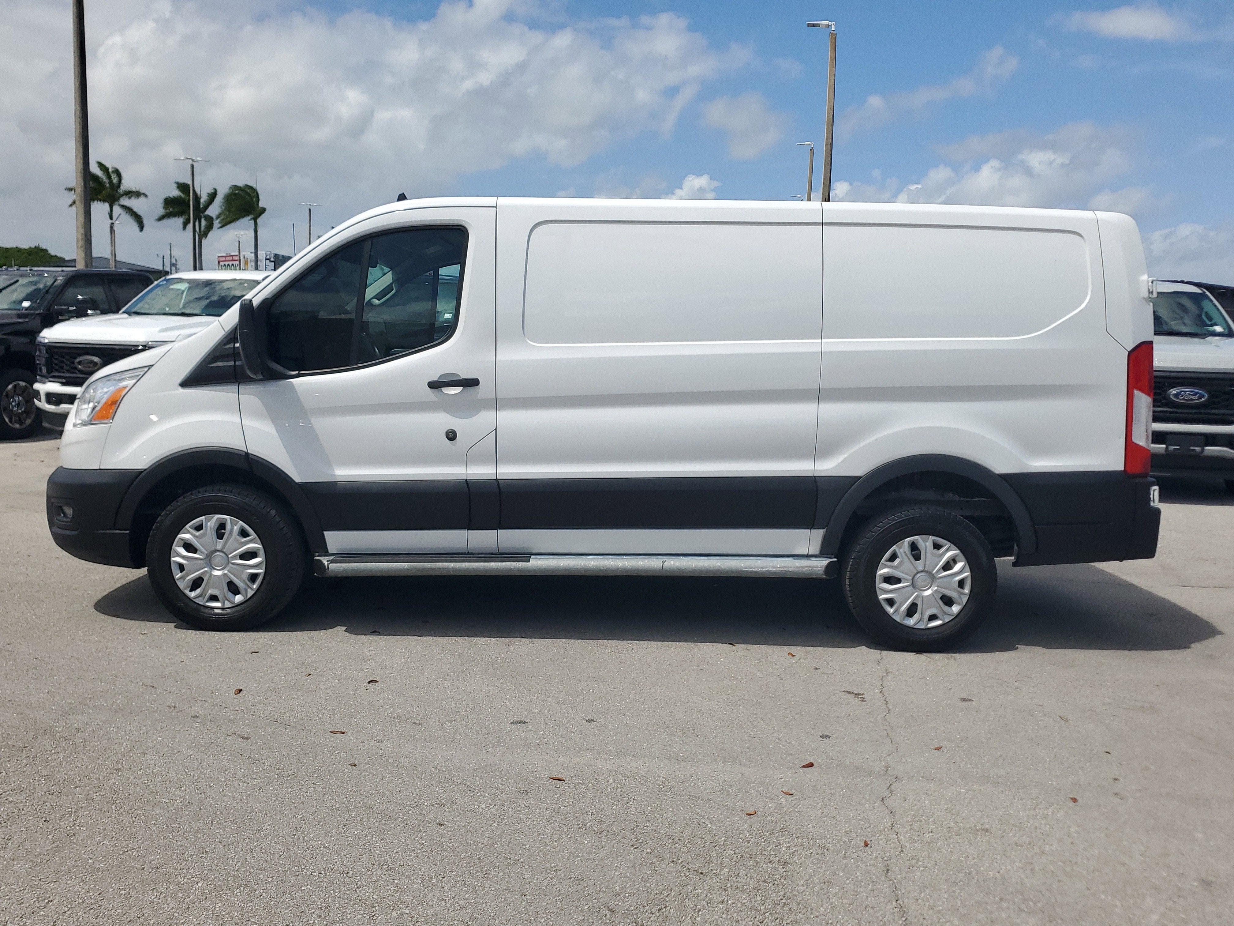 2022 Ford Transit Cargo Van Base