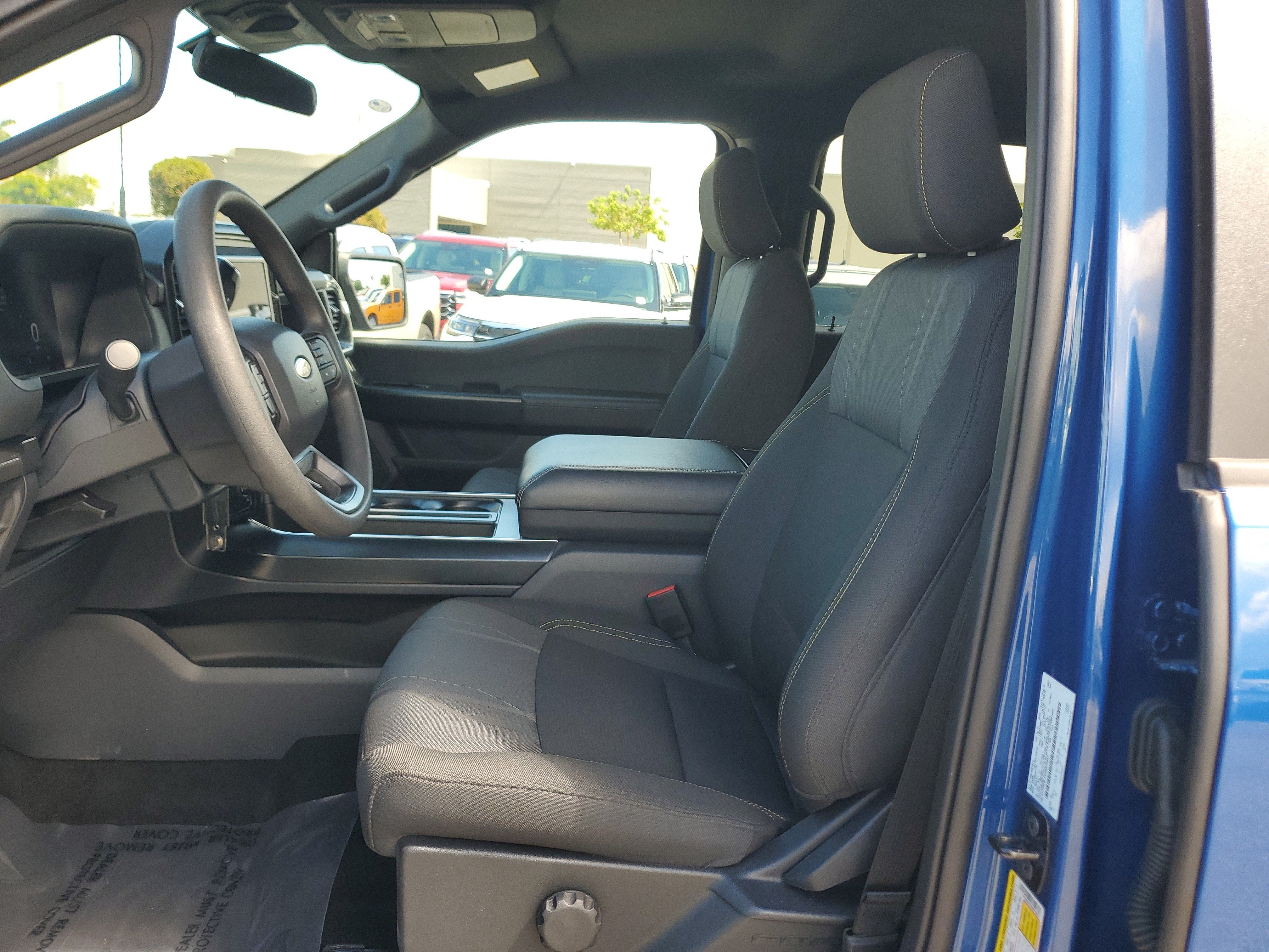 2025 Ford F-150 STX 4WD