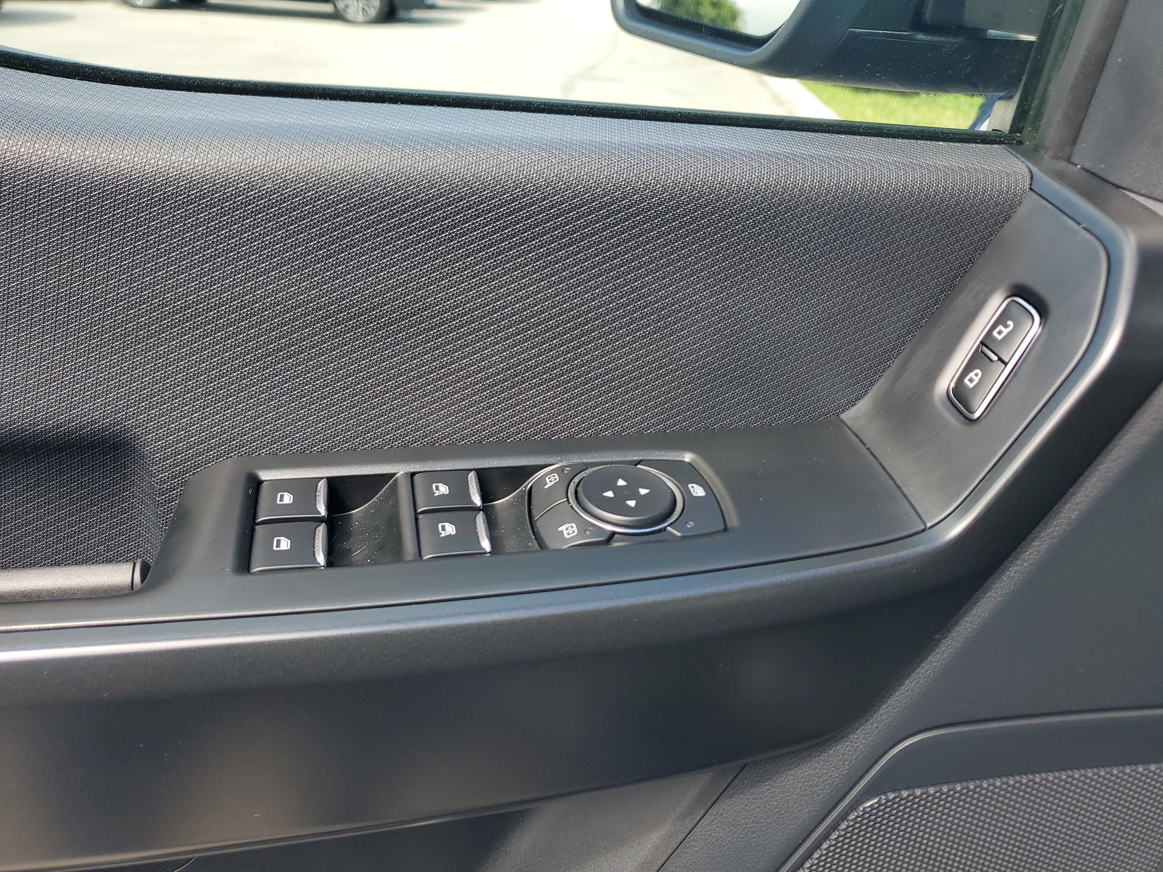 2025 Ford F-150 STX 4WD