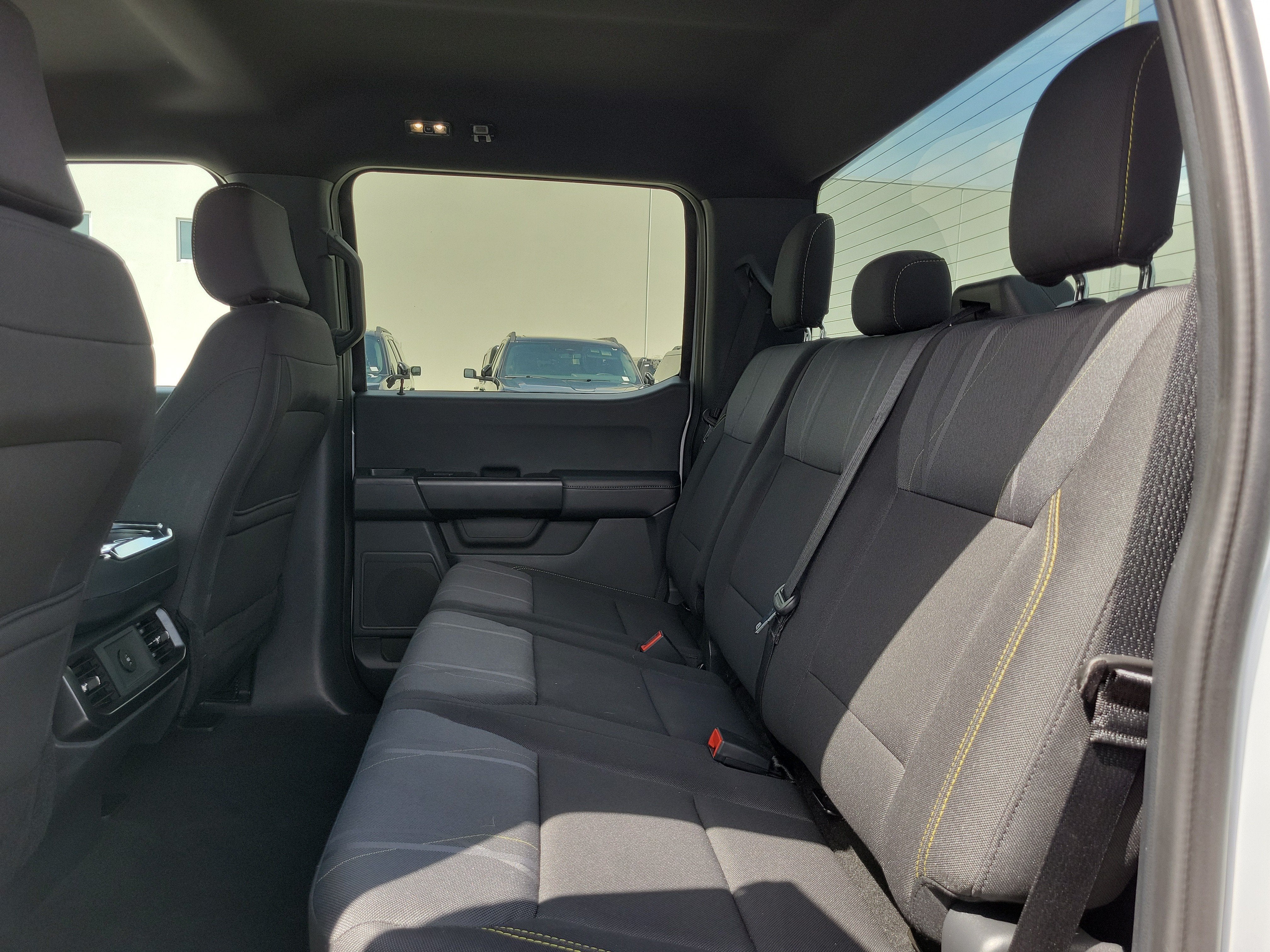 2025 Ford F-150 STX 4WD