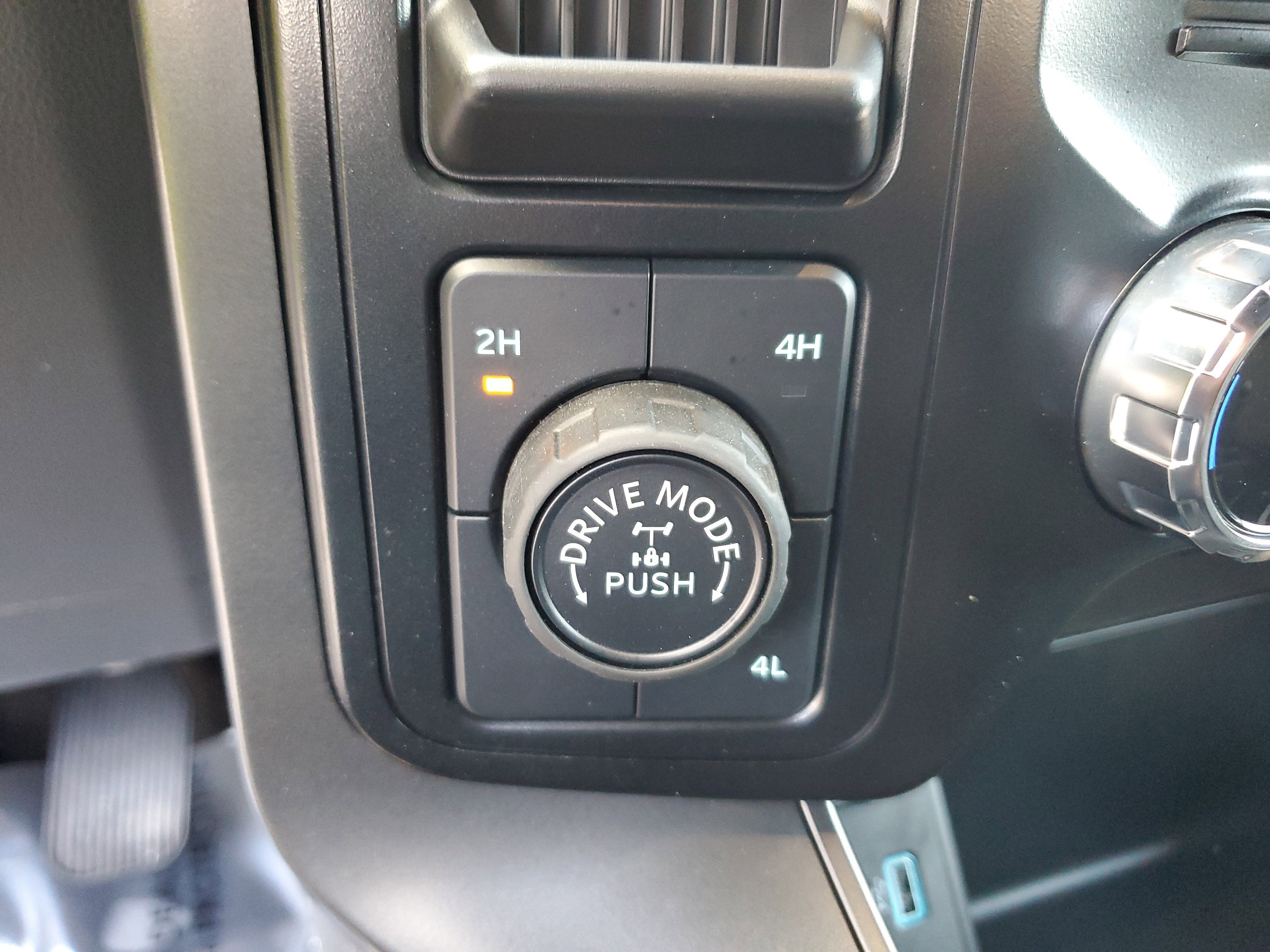 2024 Ford F-150 XLT 4WD