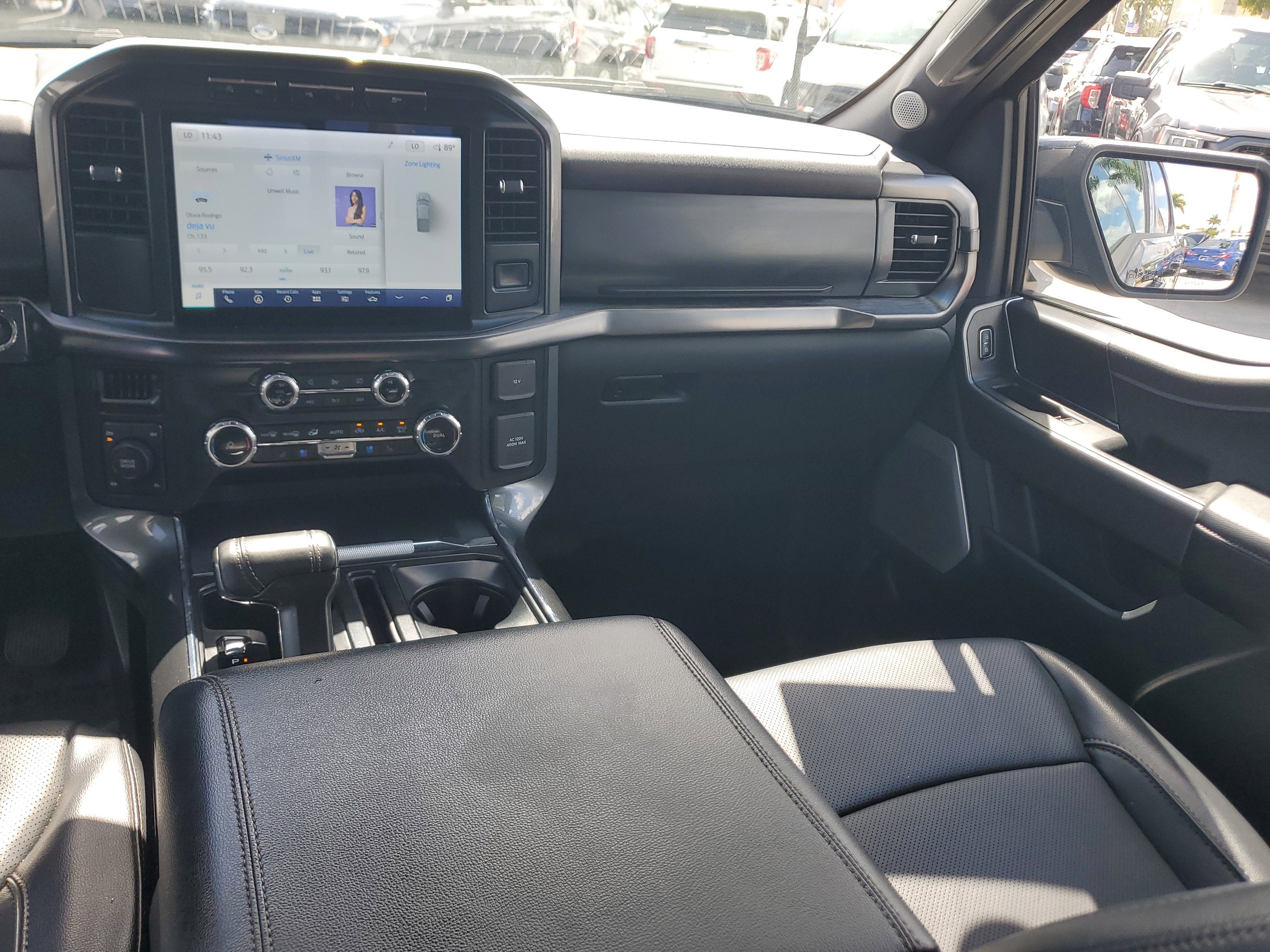 2023 Ford F-150 LARIAT 4WD