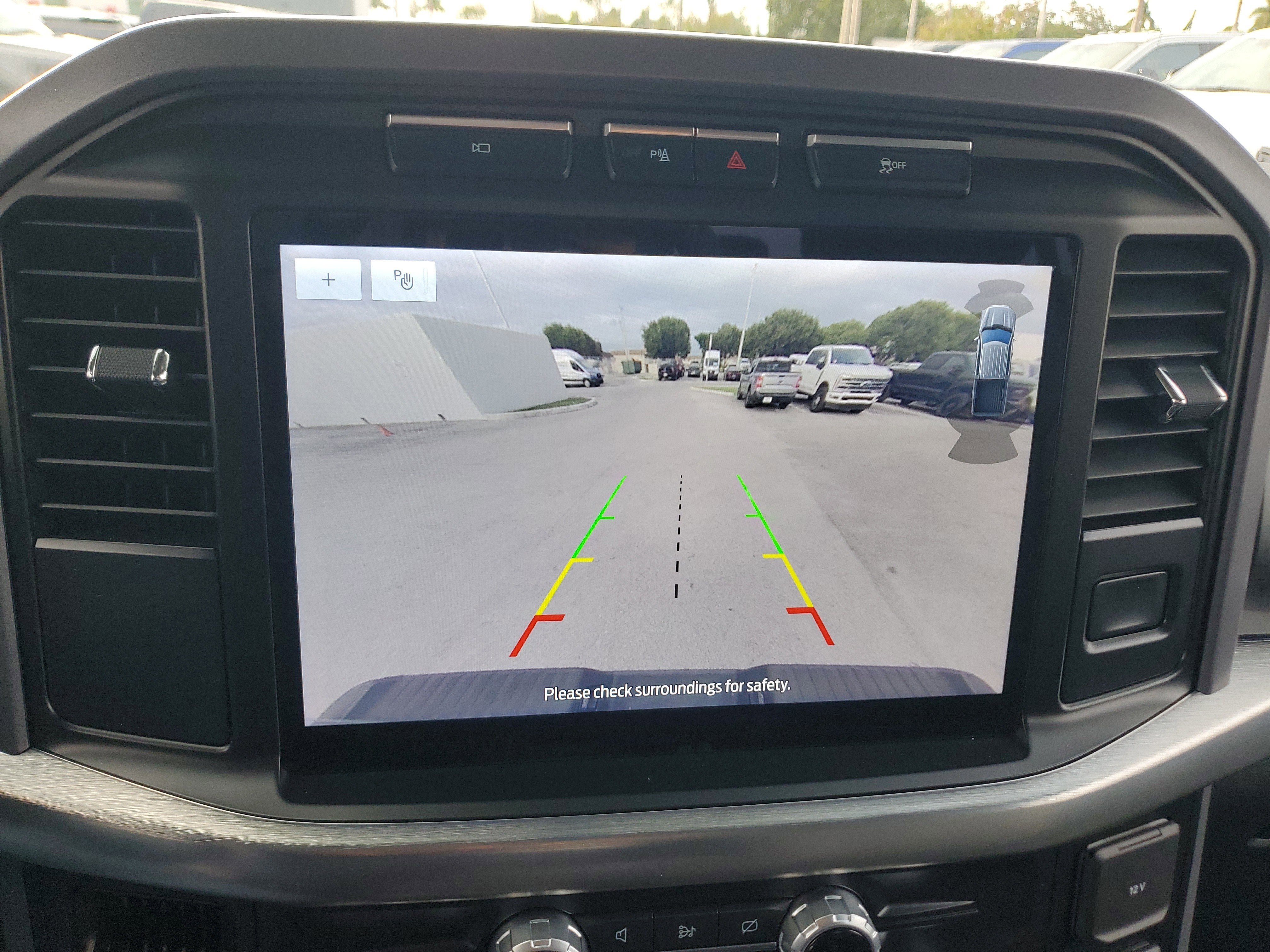 2023 Ford F-150 LARIAT 4WD