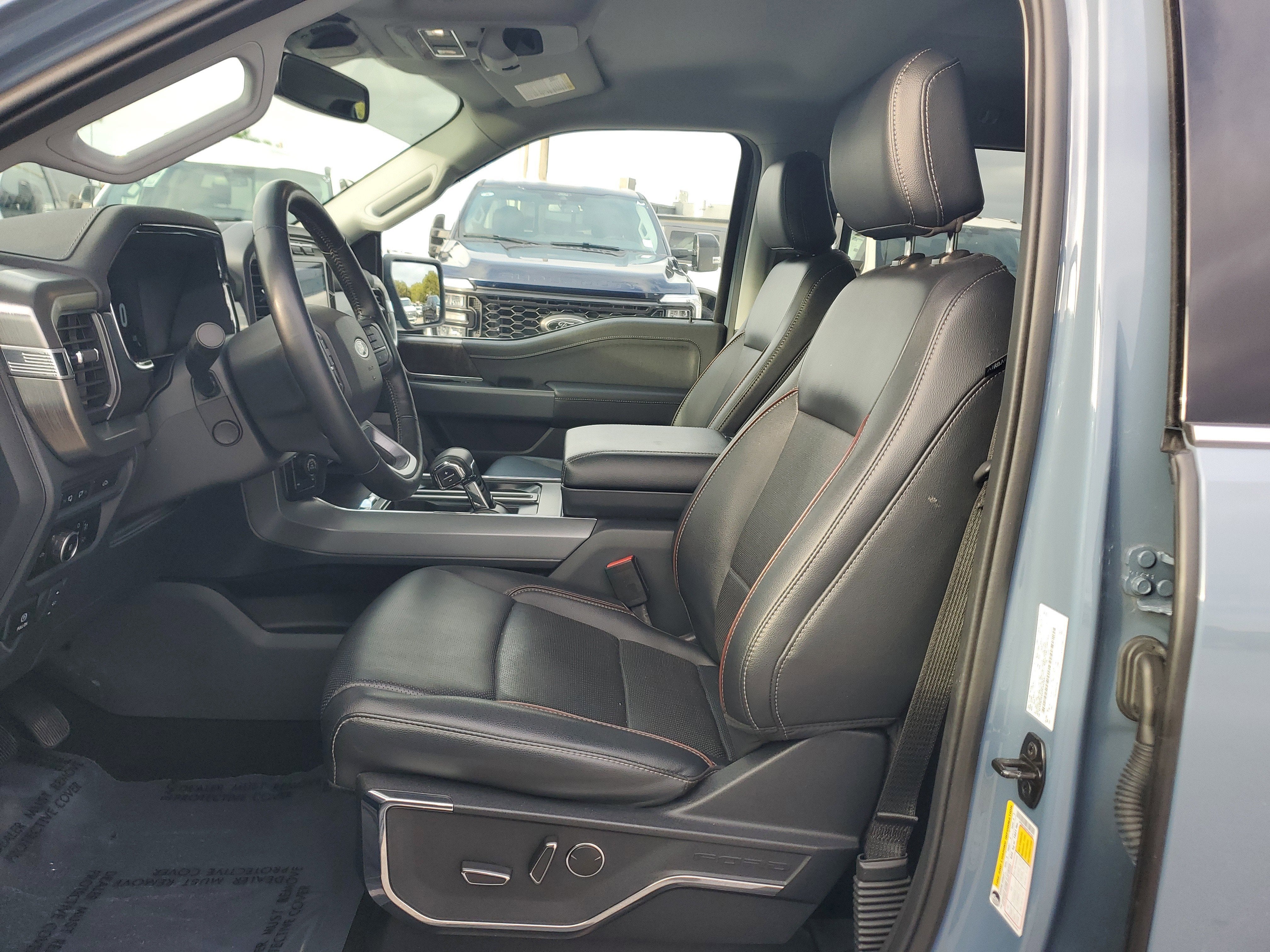 2023 Ford F-150 LARIAT 4WD