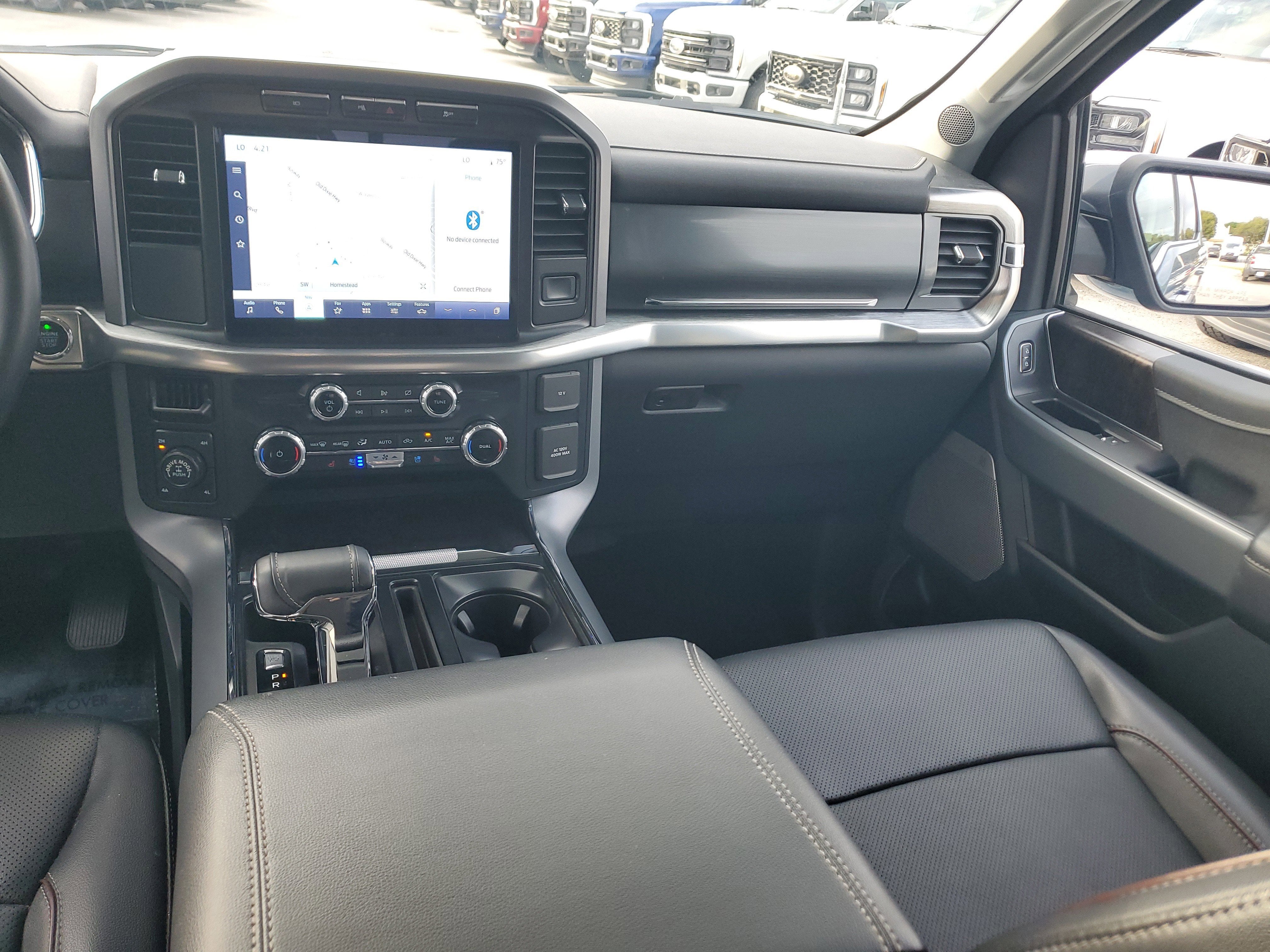 2023 Ford F-150 LARIAT 4WD