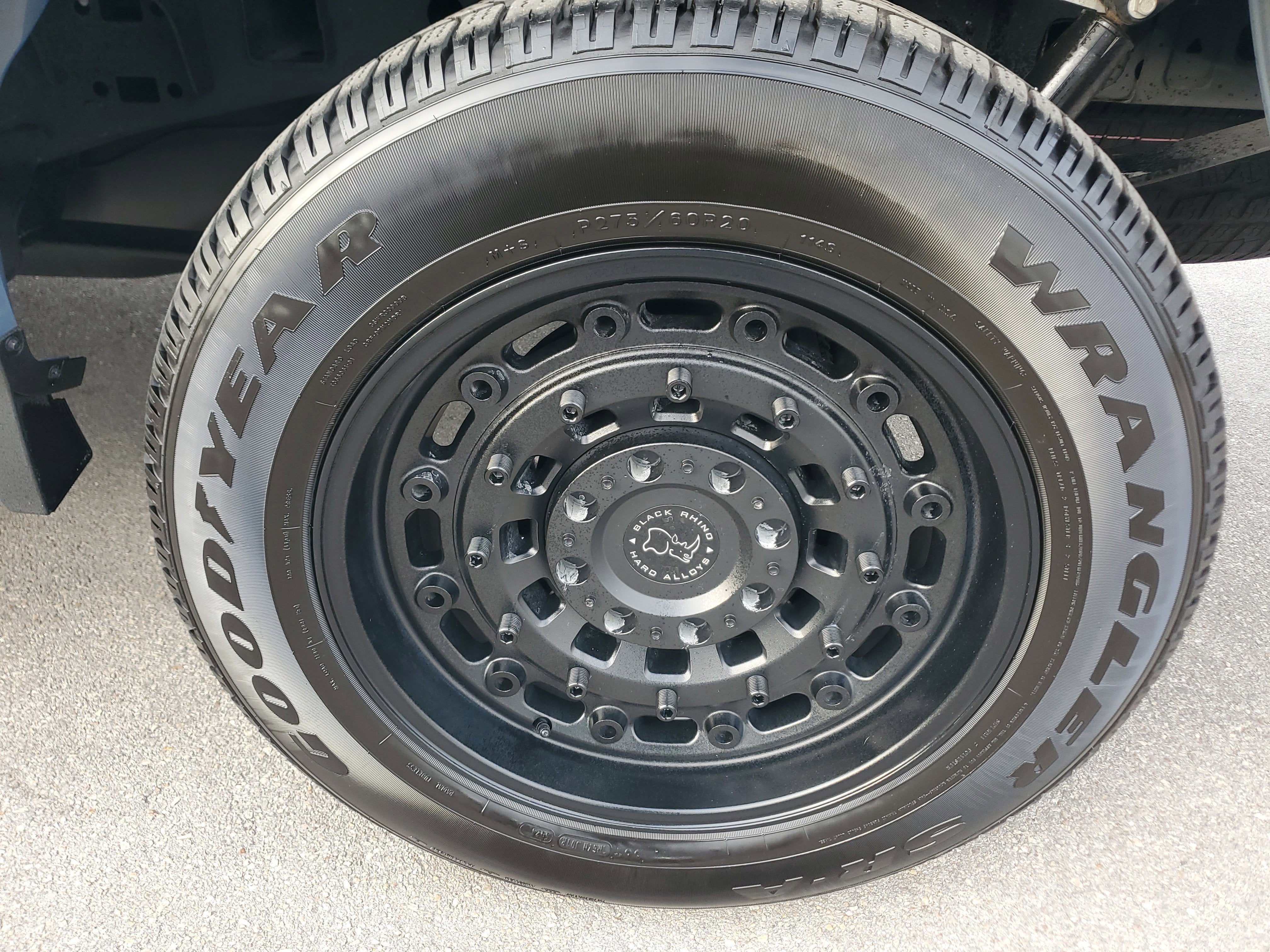 2023 Ford F-150 LARIAT 4WD