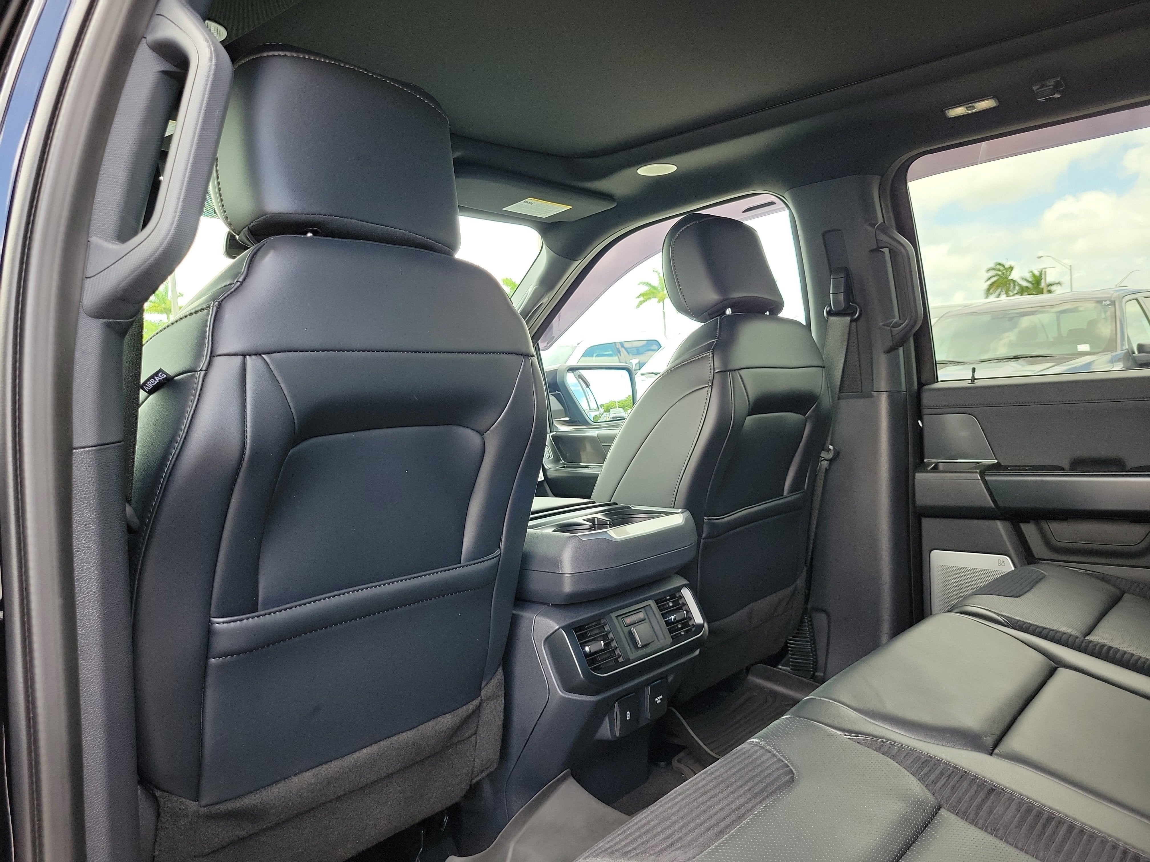 2023 Ford F-150 Raptor 4WD