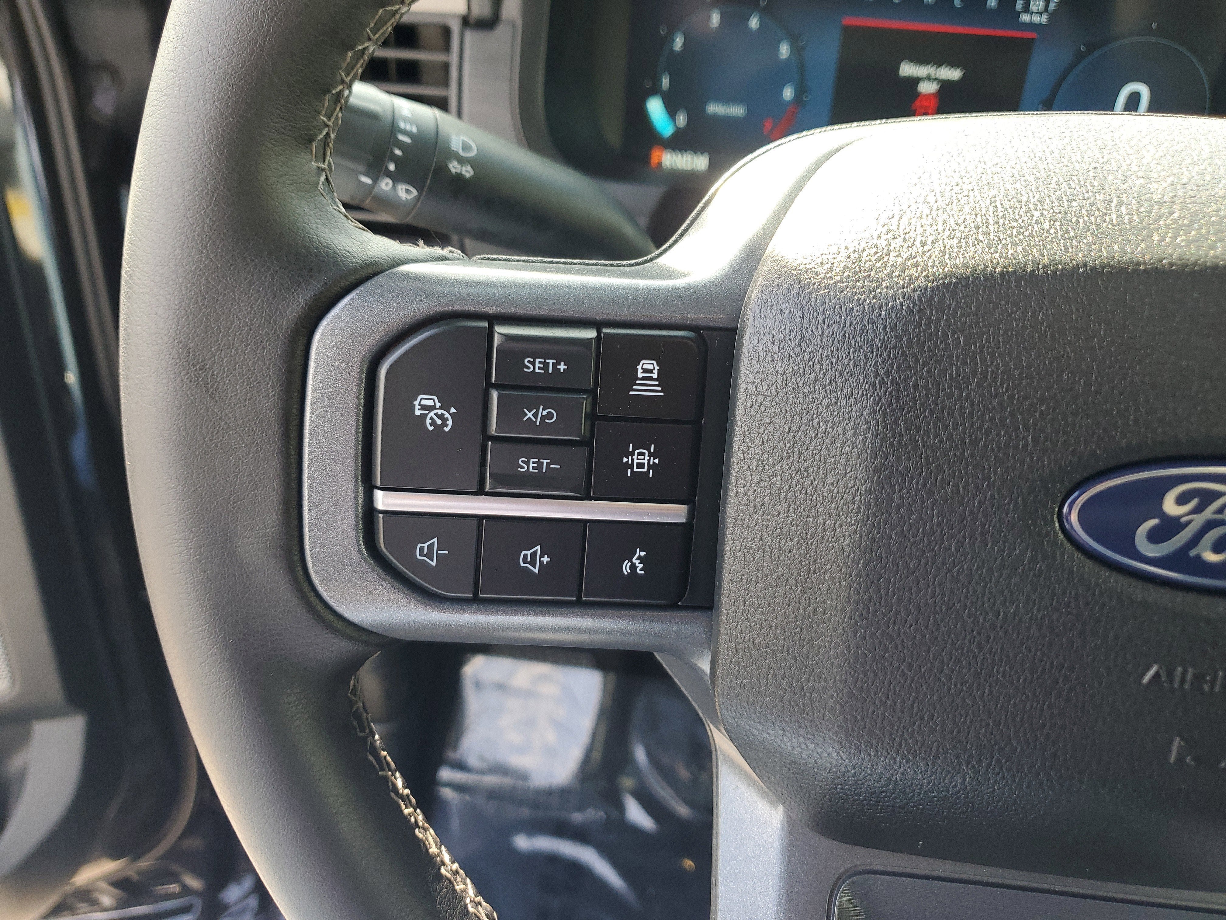 2024 Ford F-150 XLT 4WD