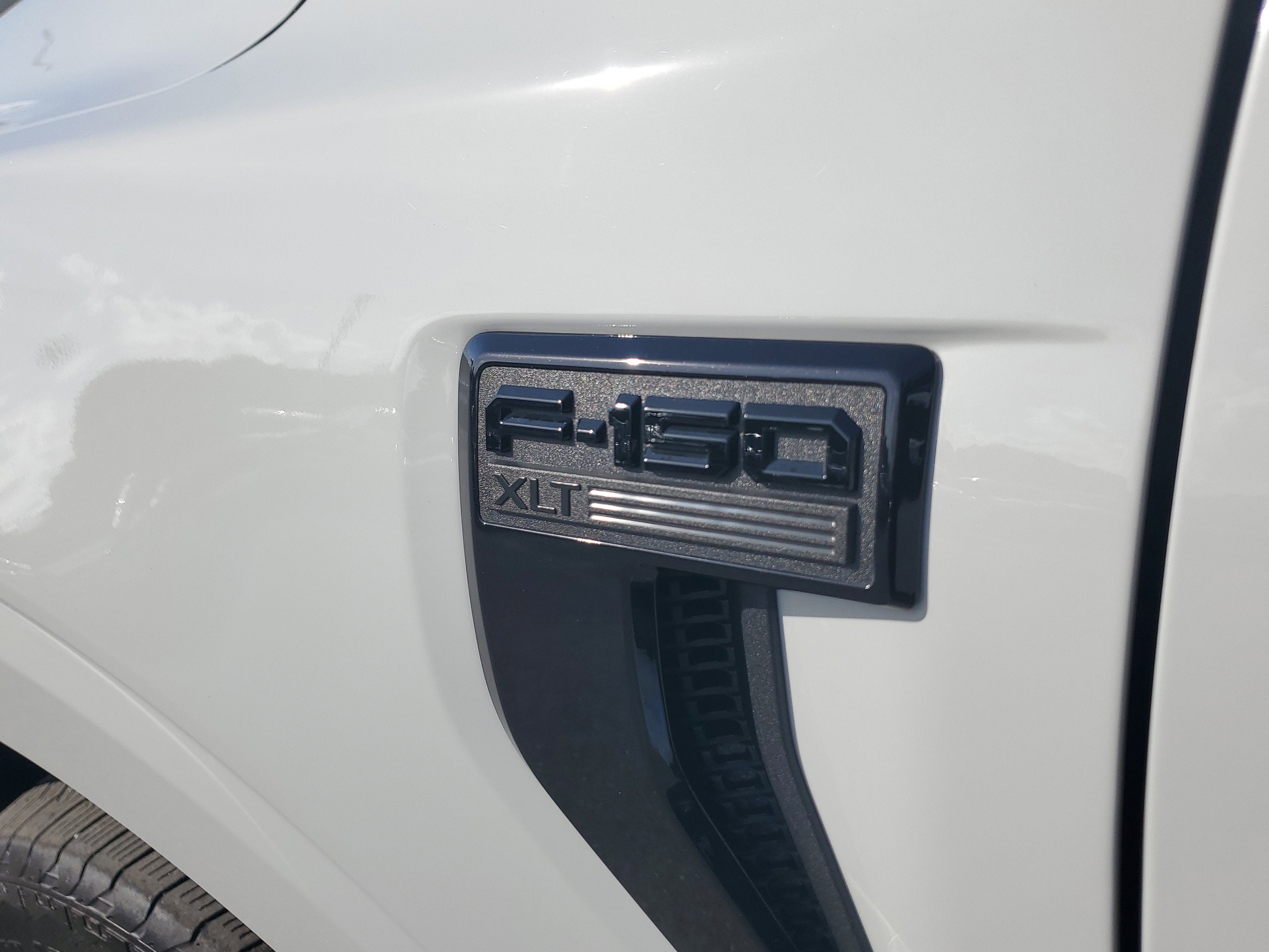 2024 Ford F-150 XLT 4WD