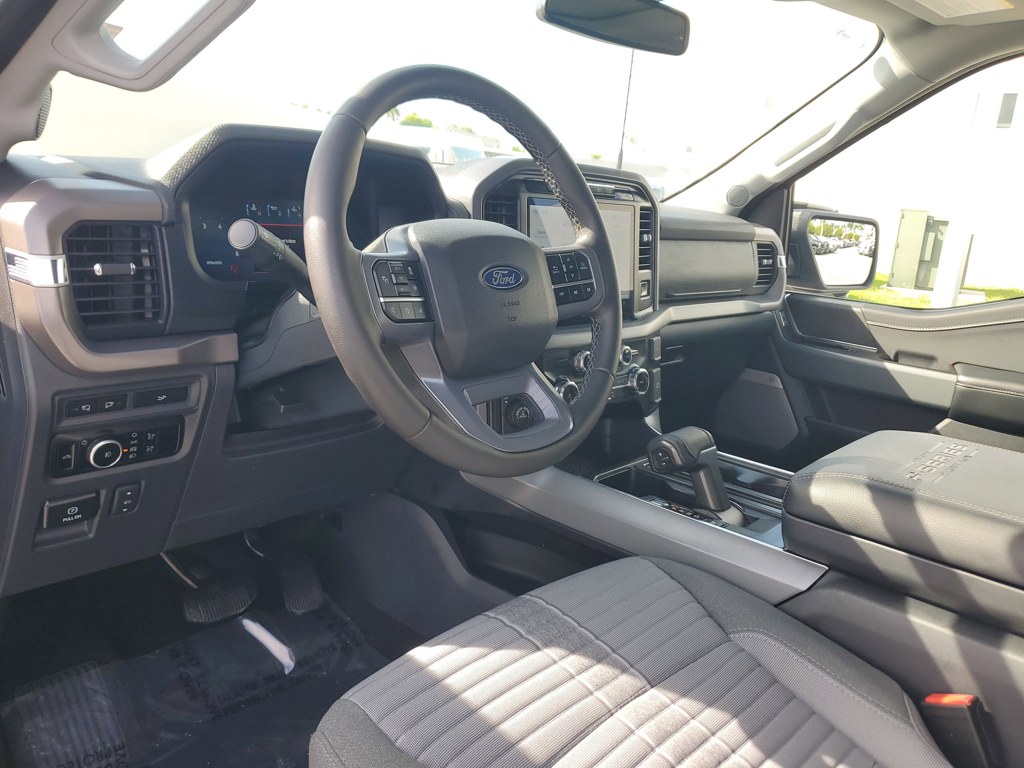 2024 Ford F-150 XLT 4WD