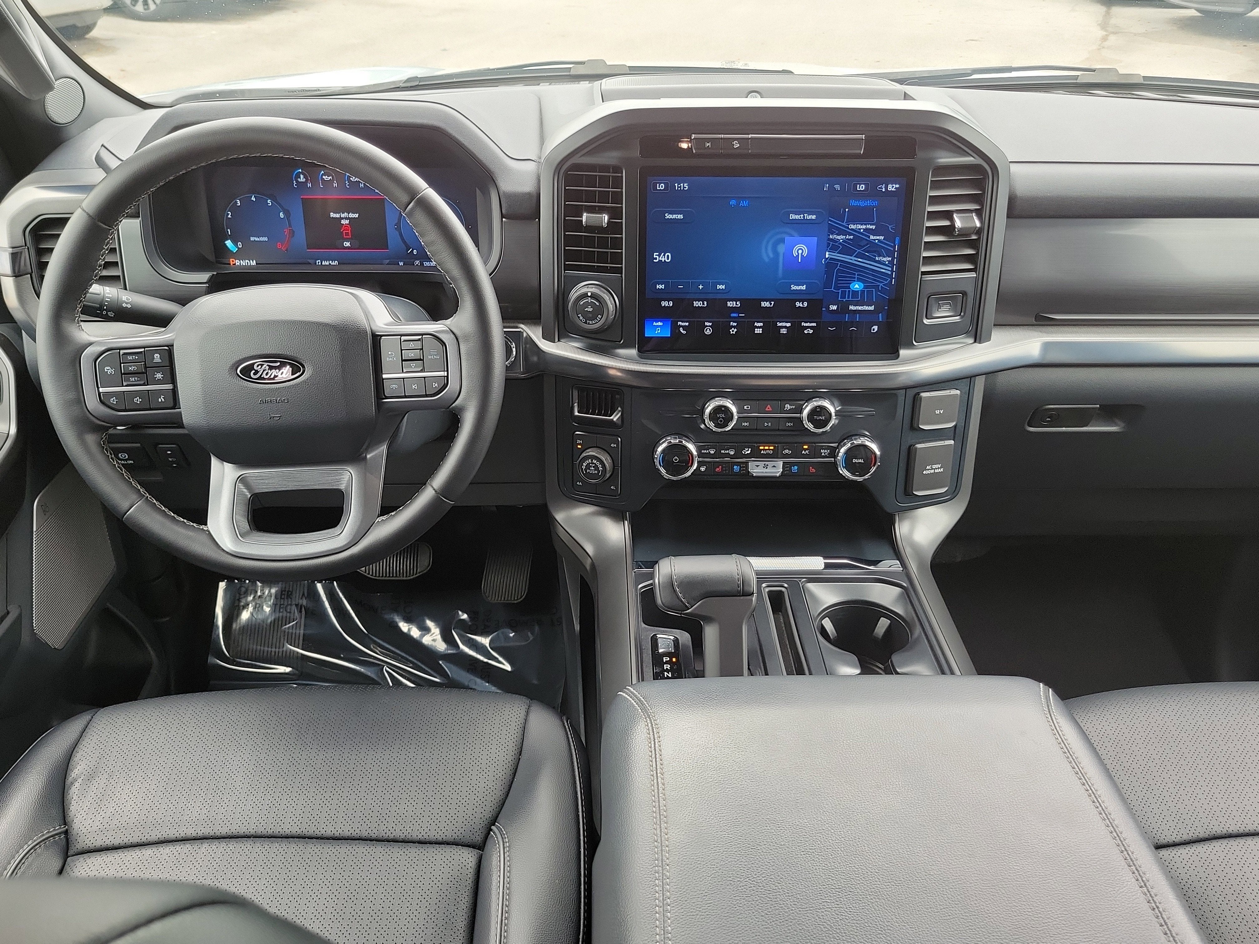 2025 Ford F-150 LARIAT 4WD