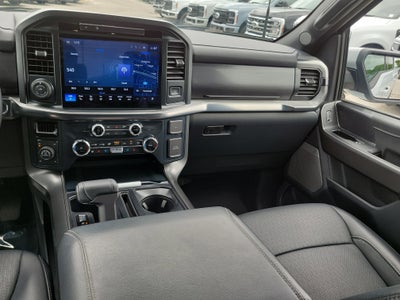 2025 Ford F-150 LARIAT 4WD