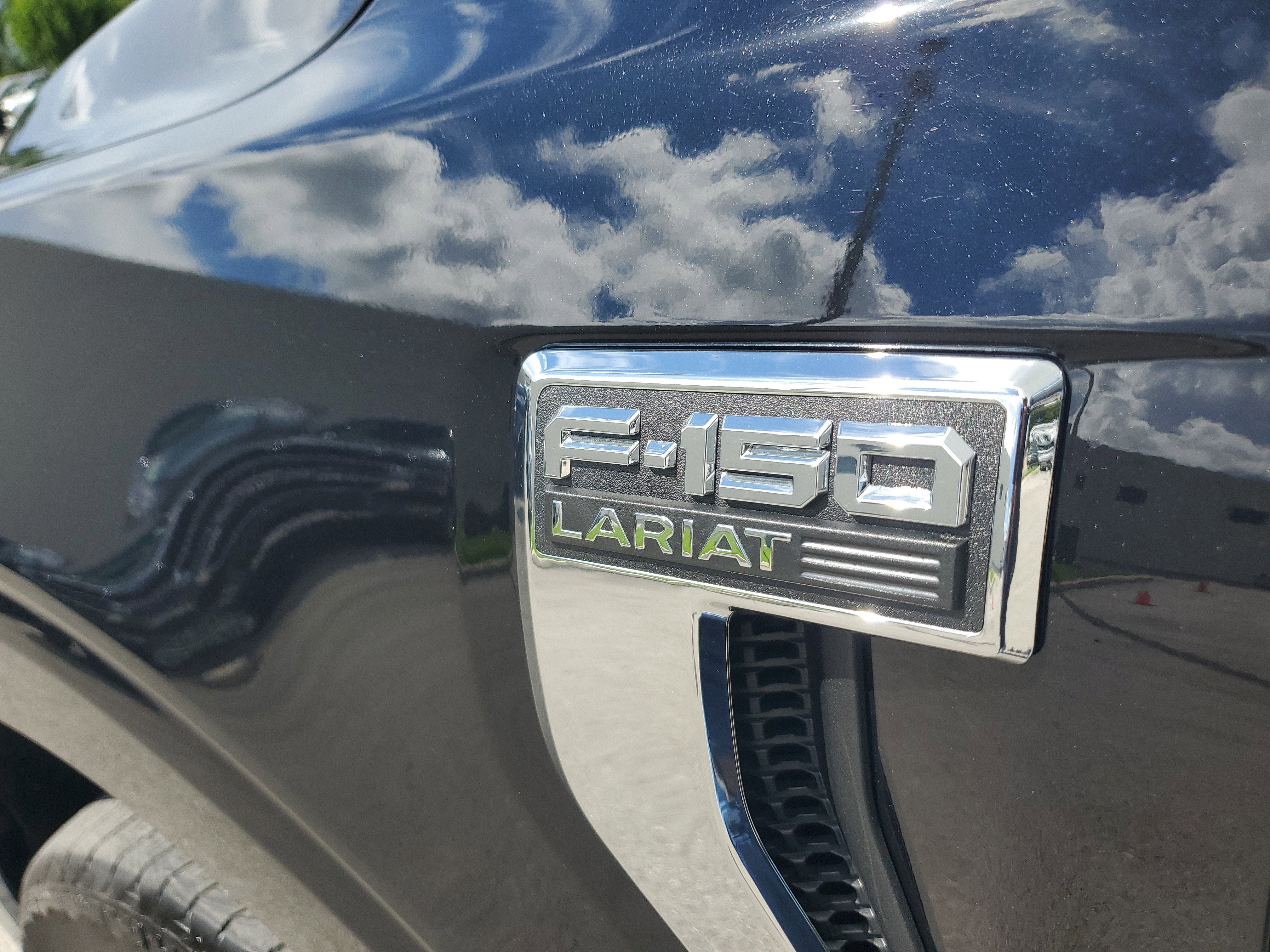 2024 Ford F-150 LARIAT 4WD