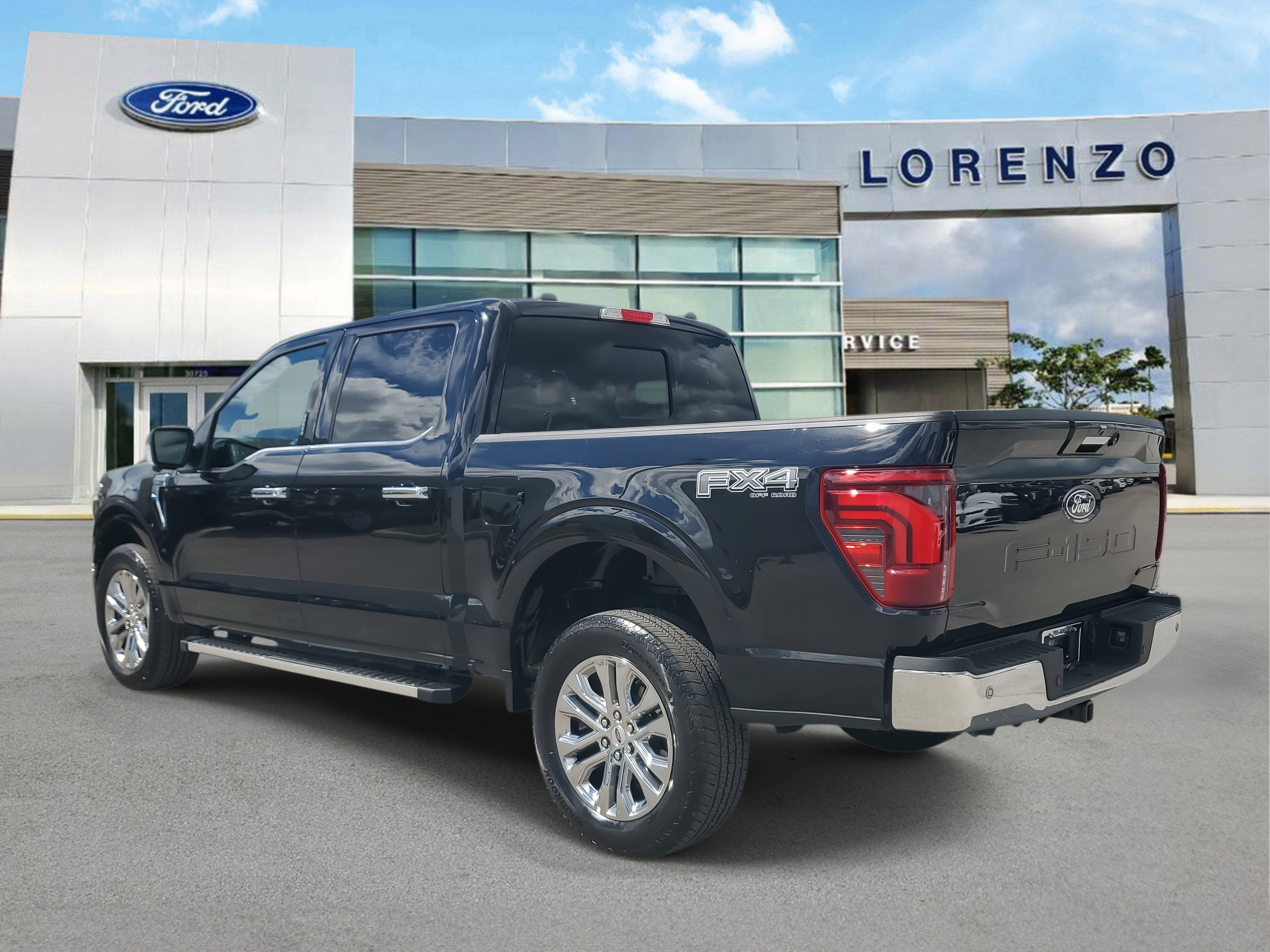 2024 Ford F-150 LARIAT 4WD