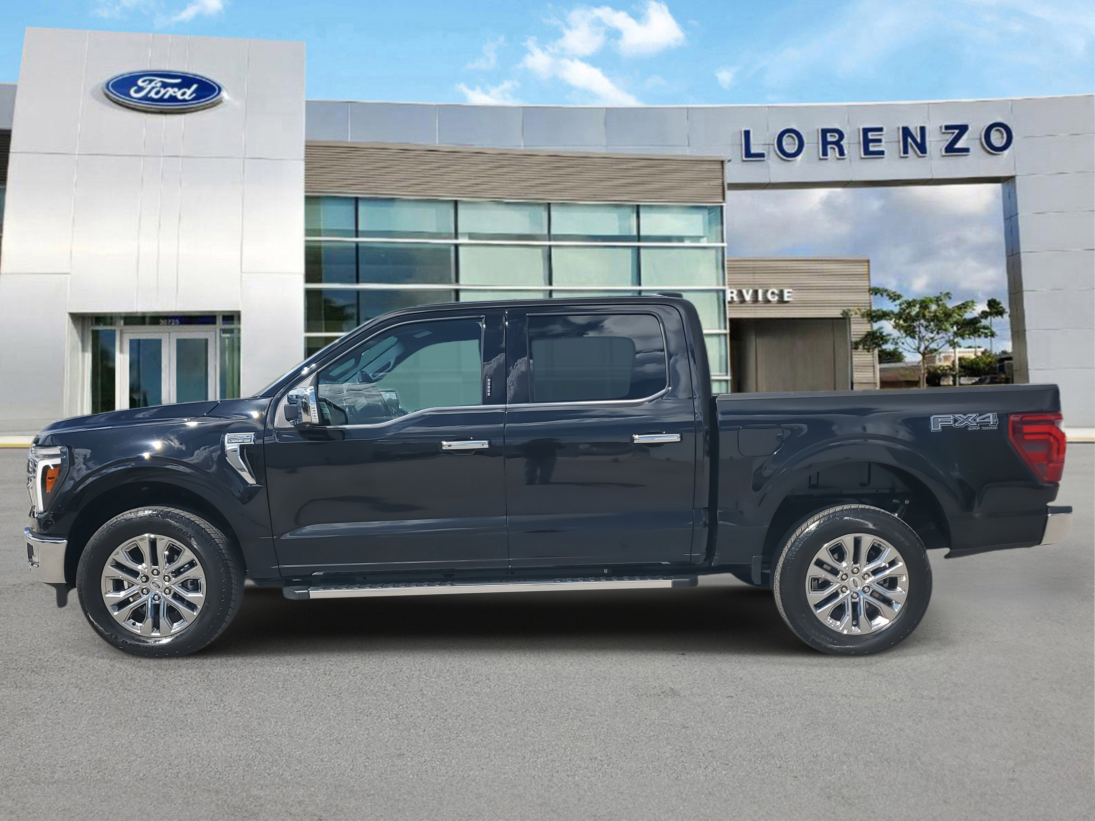 2024 Ford F-150 LARIAT 4WD