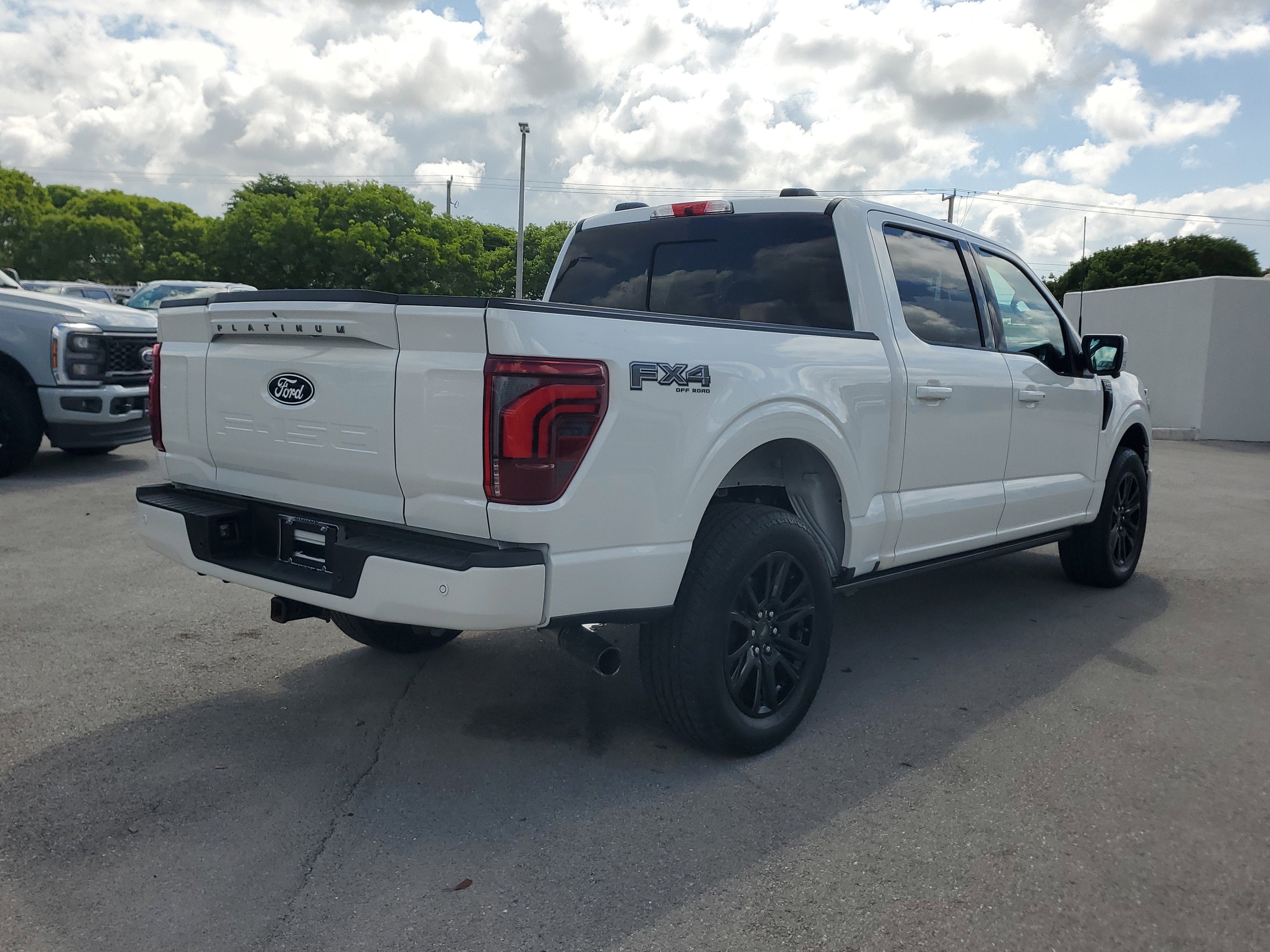 2024 Ford F-150 Platinum 4WD