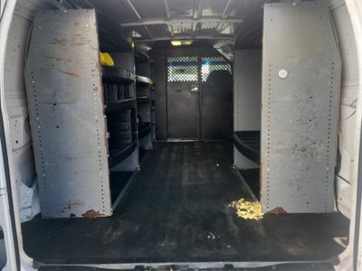 2005 Ford Econoline Cargo Van Base