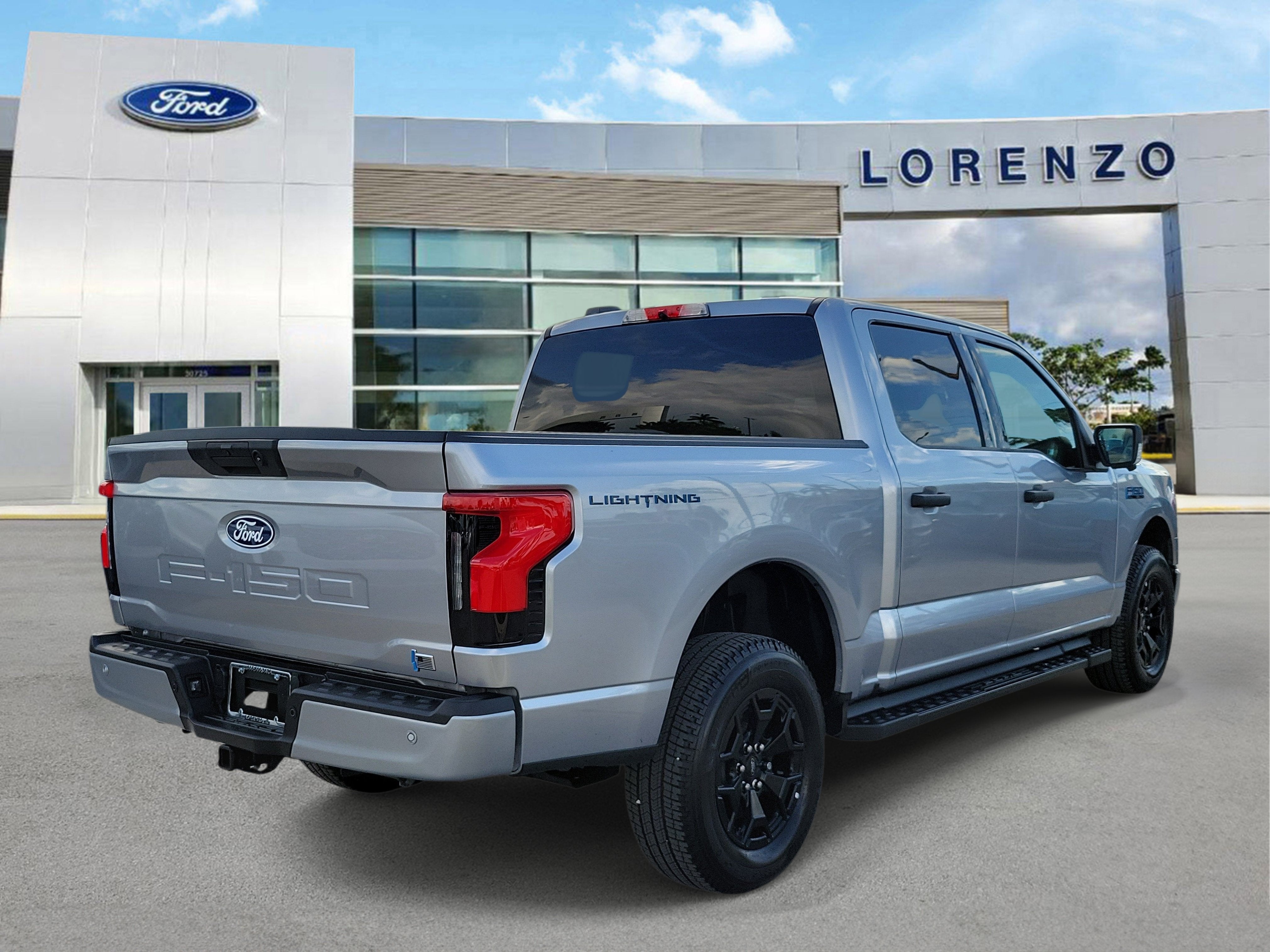 2025 Ford F-150 Lightning XLT
