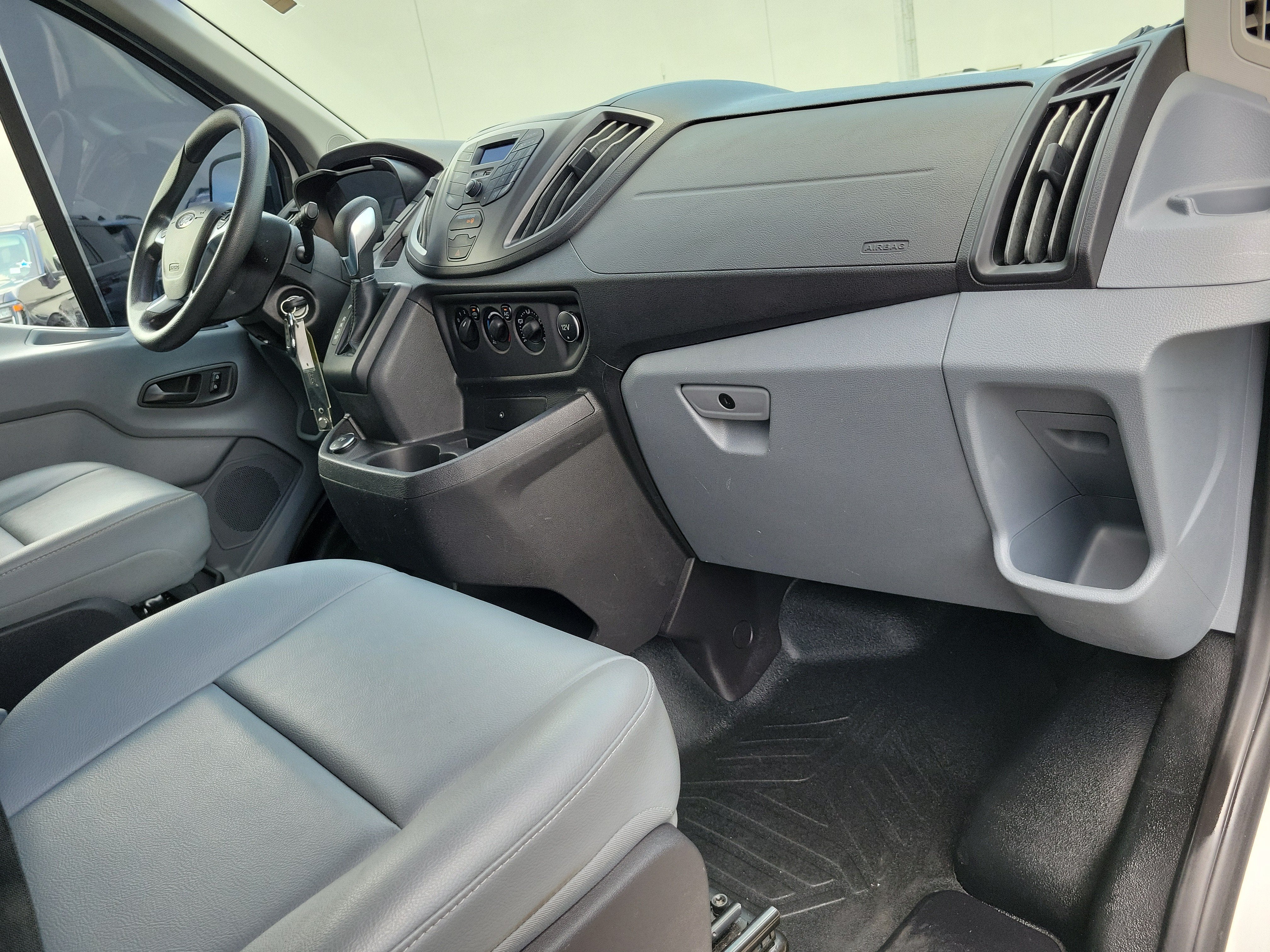 2019 Ford Transit Van Base