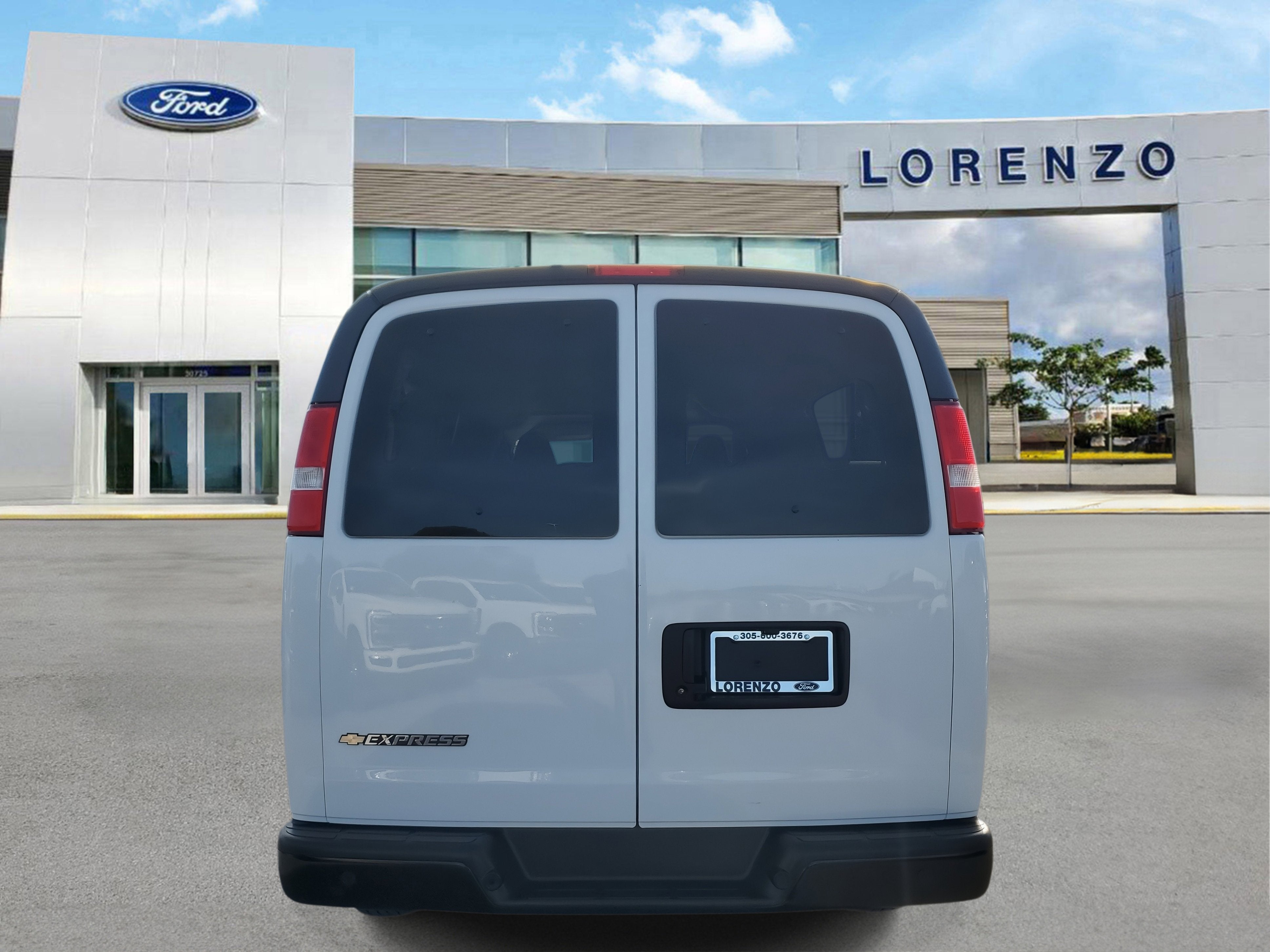 2023 Chevrolet Express Passenger LS