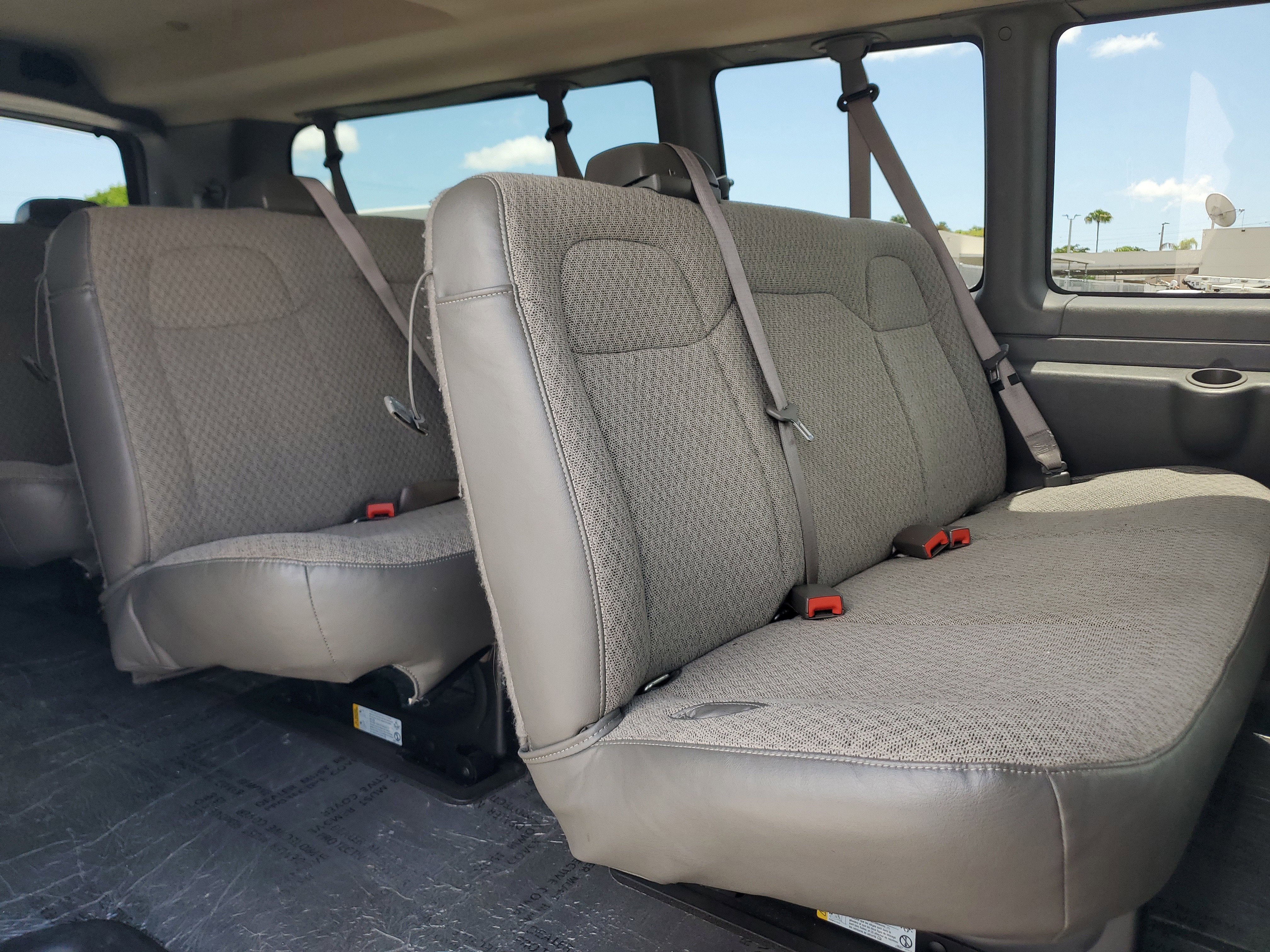 2025 Chevrolet Express Passenger LT