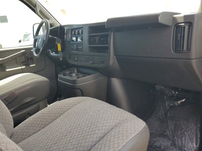 2025 Chevrolet Express Passenger LT