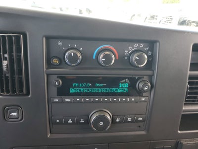 2025 Chevrolet Express Passenger LT