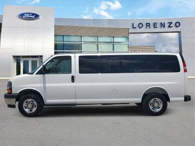 2025 Chevrolet Express Passenger LT