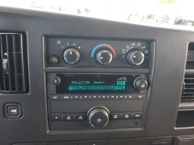 2025 Chevrolet Express Passenger LT