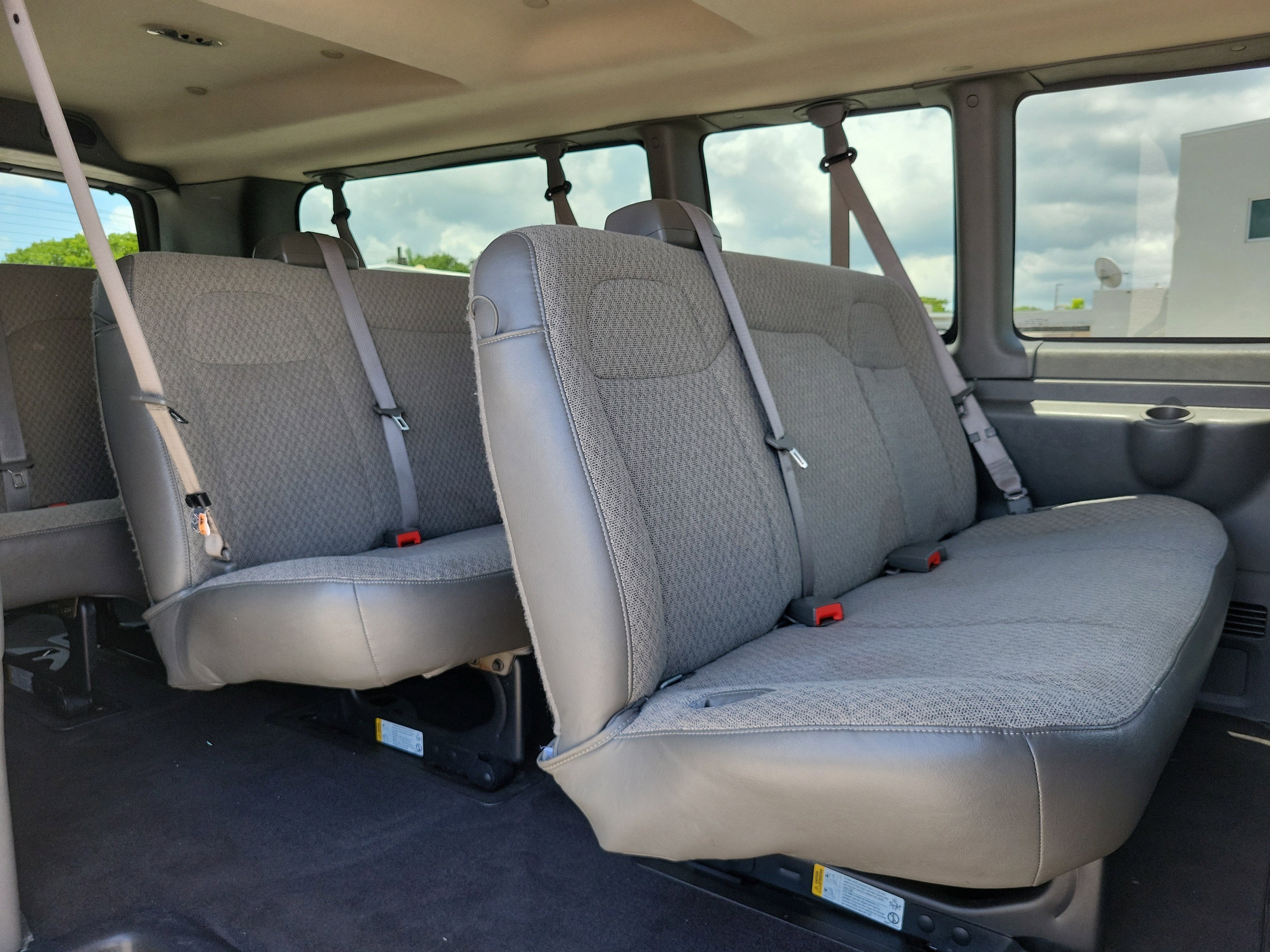 2025 Chevrolet Express Passenger LT