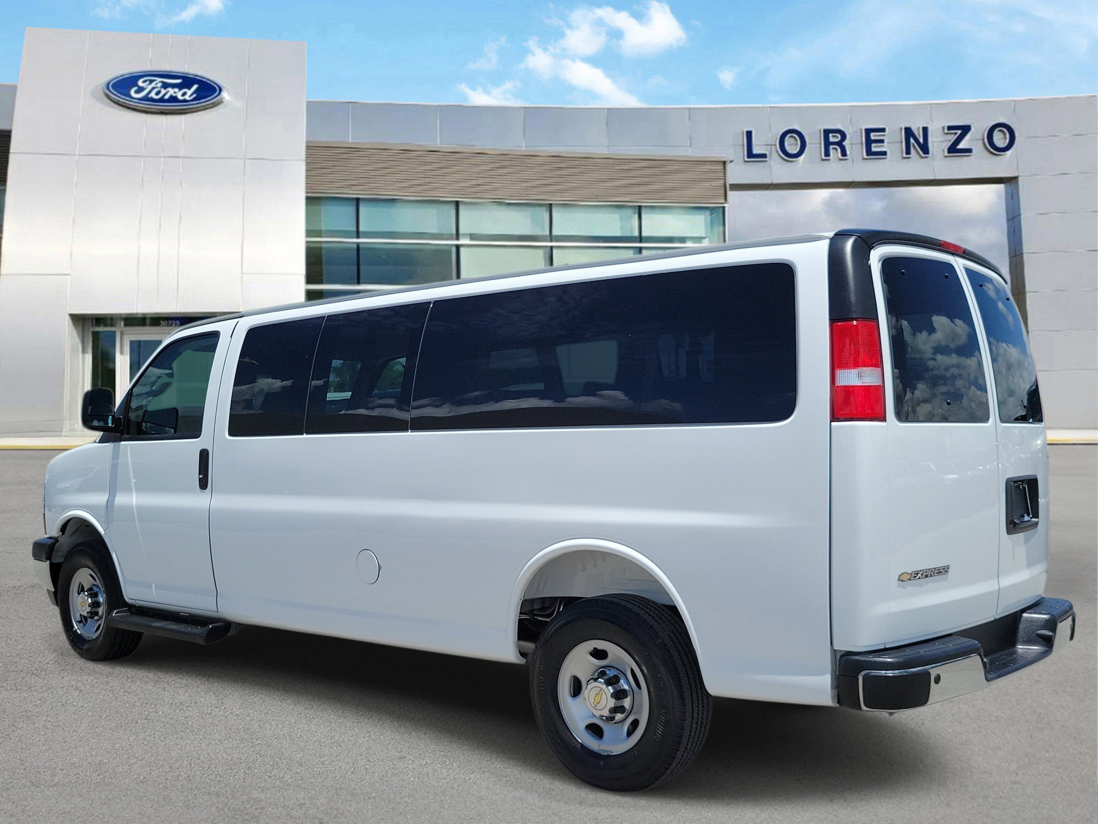 2025 Chevrolet Express Passenger LT