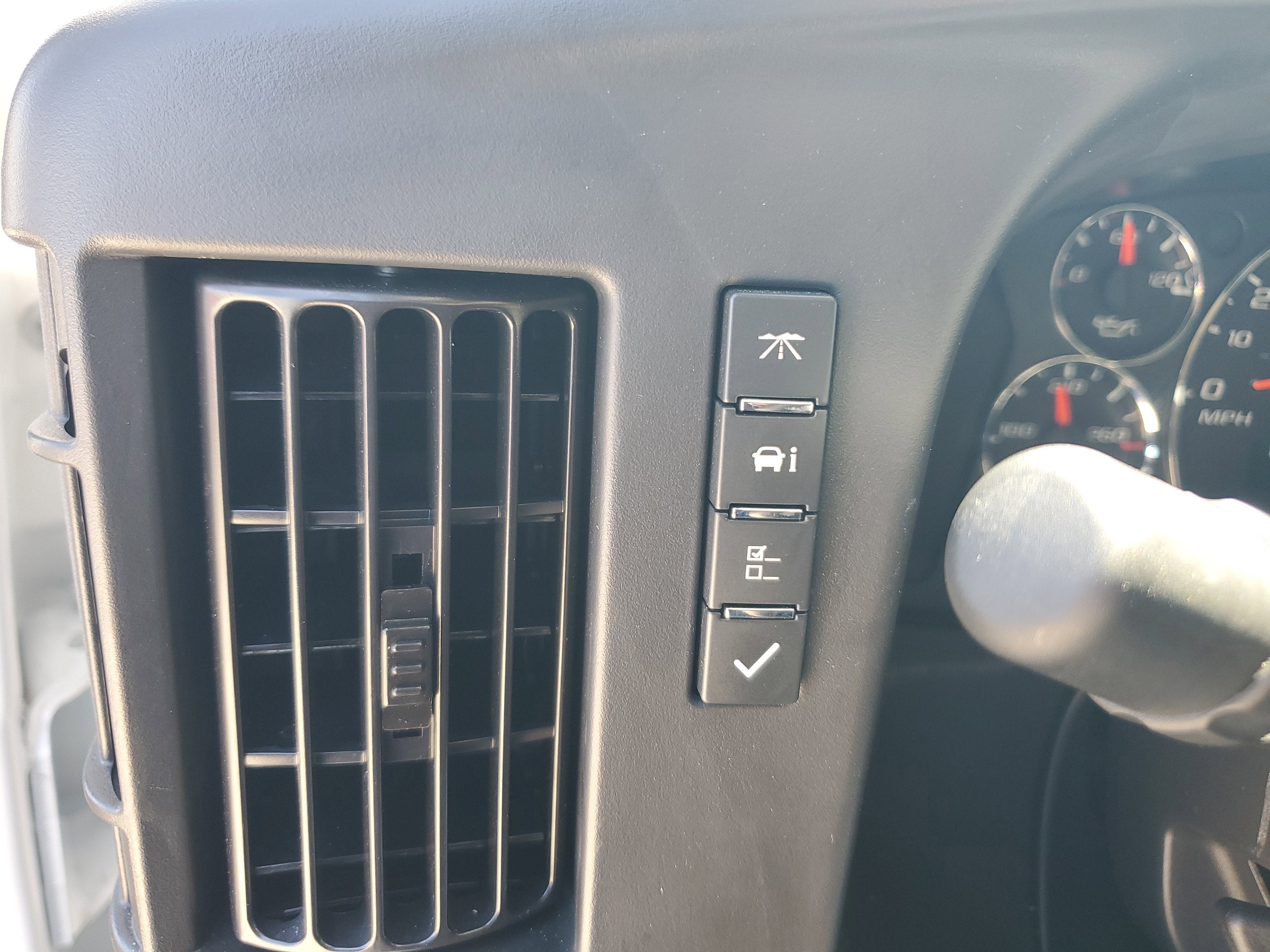 2025 Chevrolet Express Passenger LT