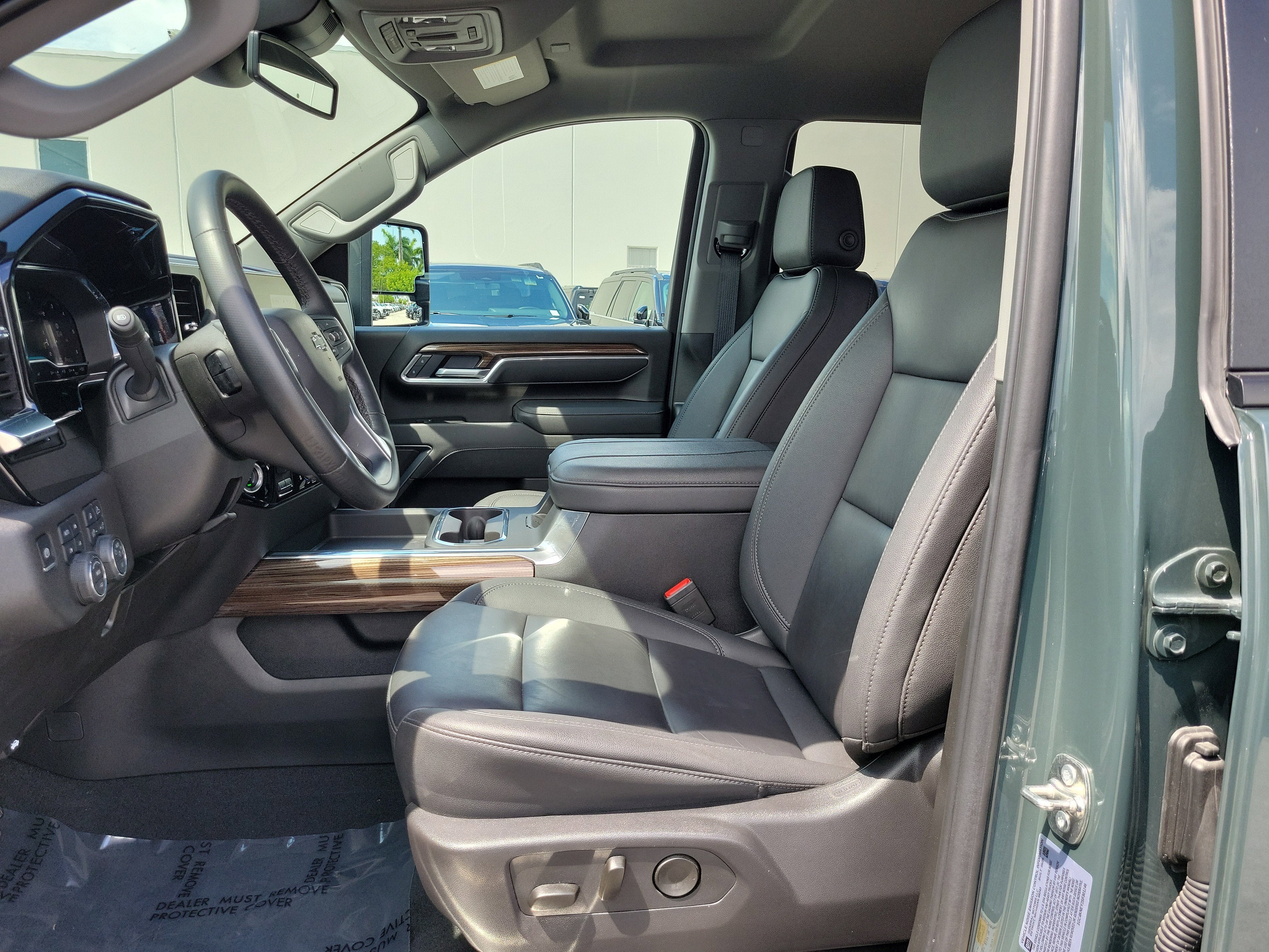 2025 Chevrolet Silverado 2500HD LT Trail Boss 4WD Diesel