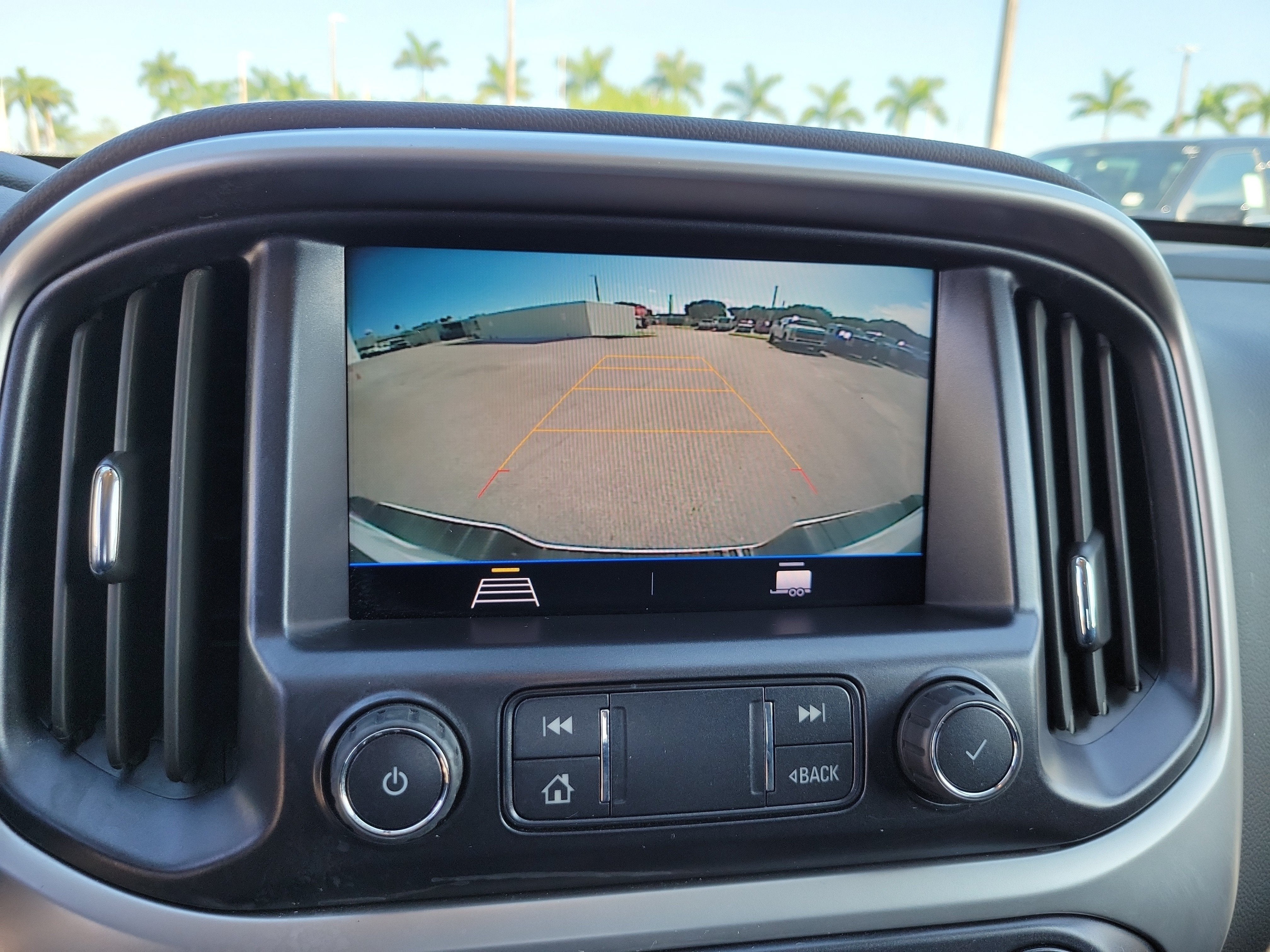 2022 Chevrolet Colorado 2WD LT
