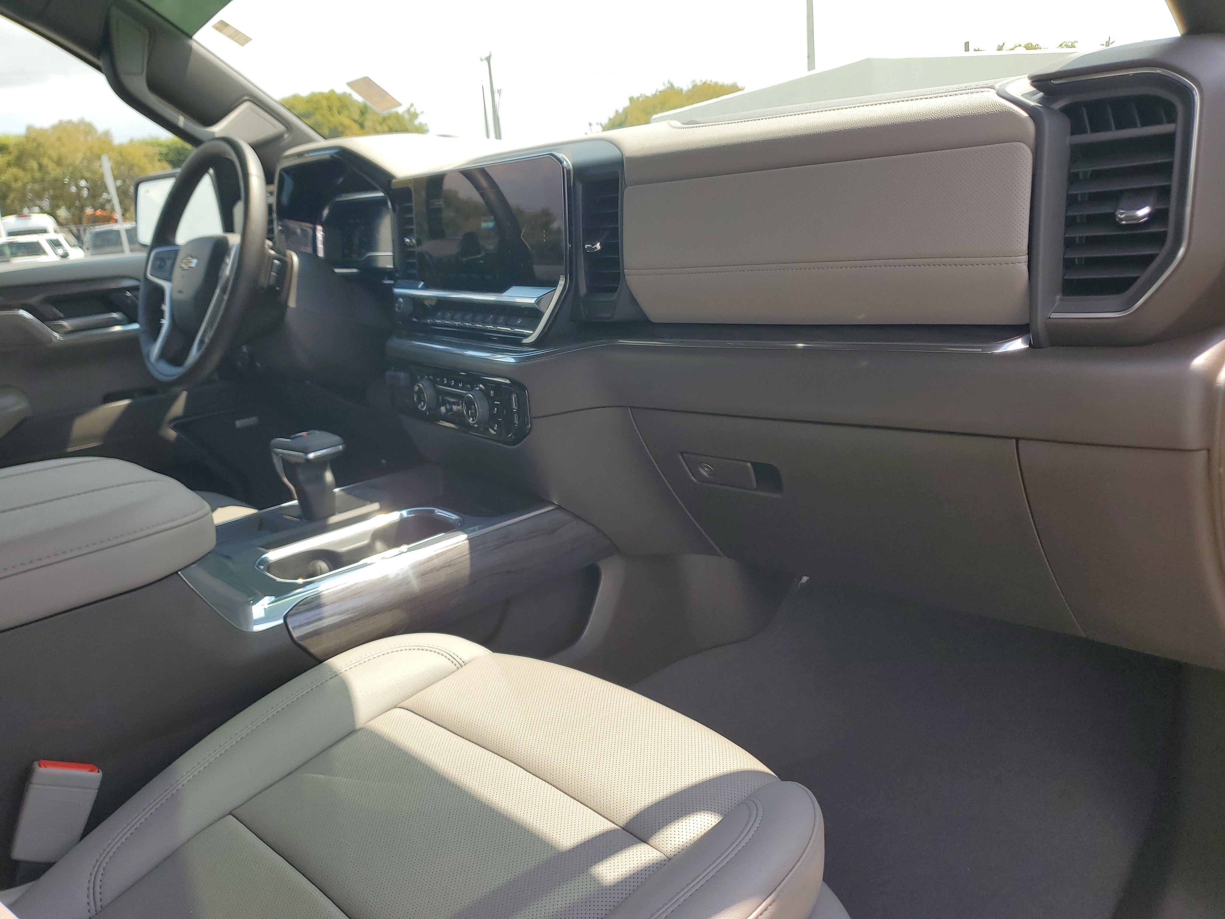 2024 Chevrolet Silverado 1500 LTZ