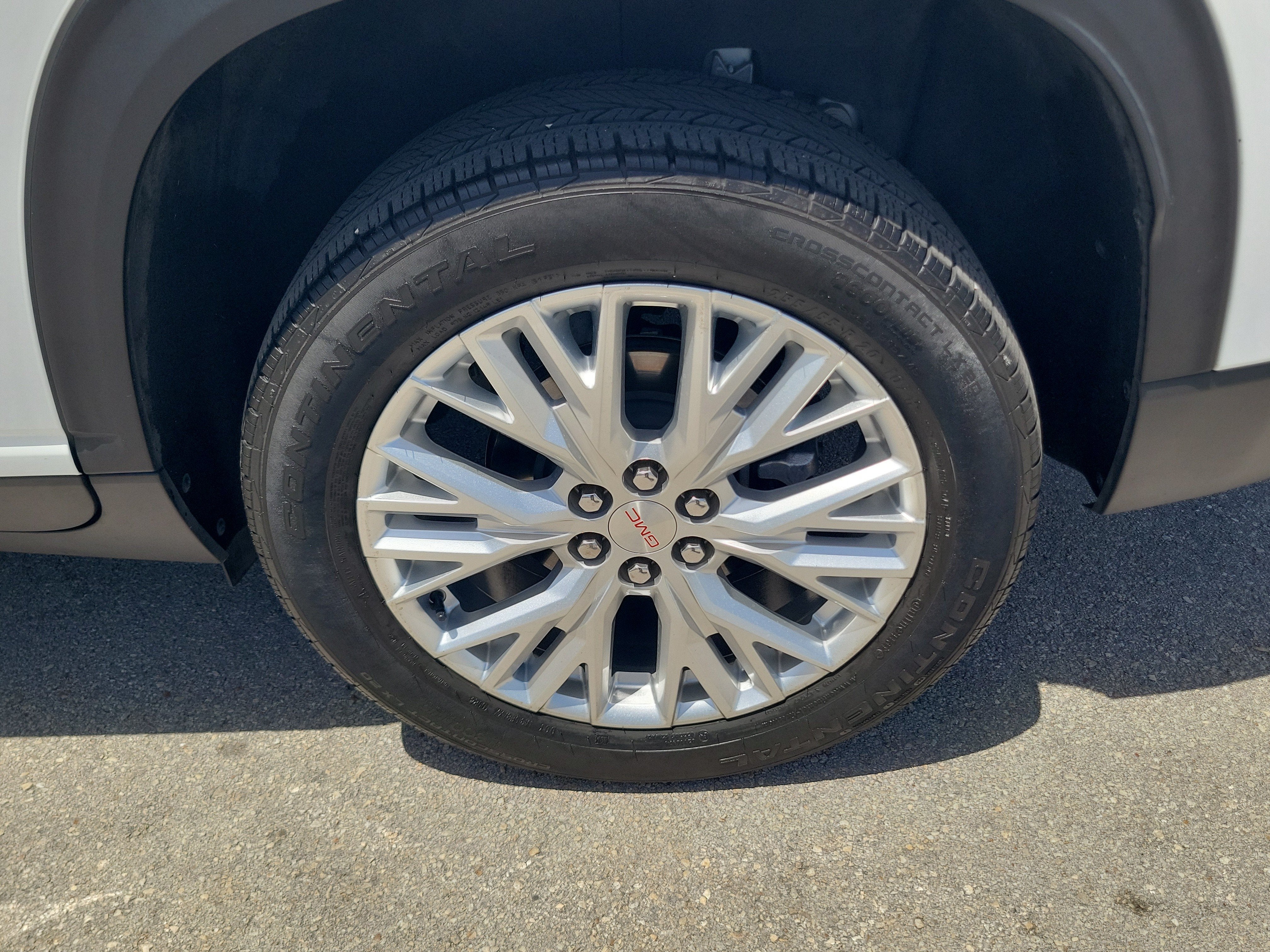 2024 GMC Acadia FWD Elevation