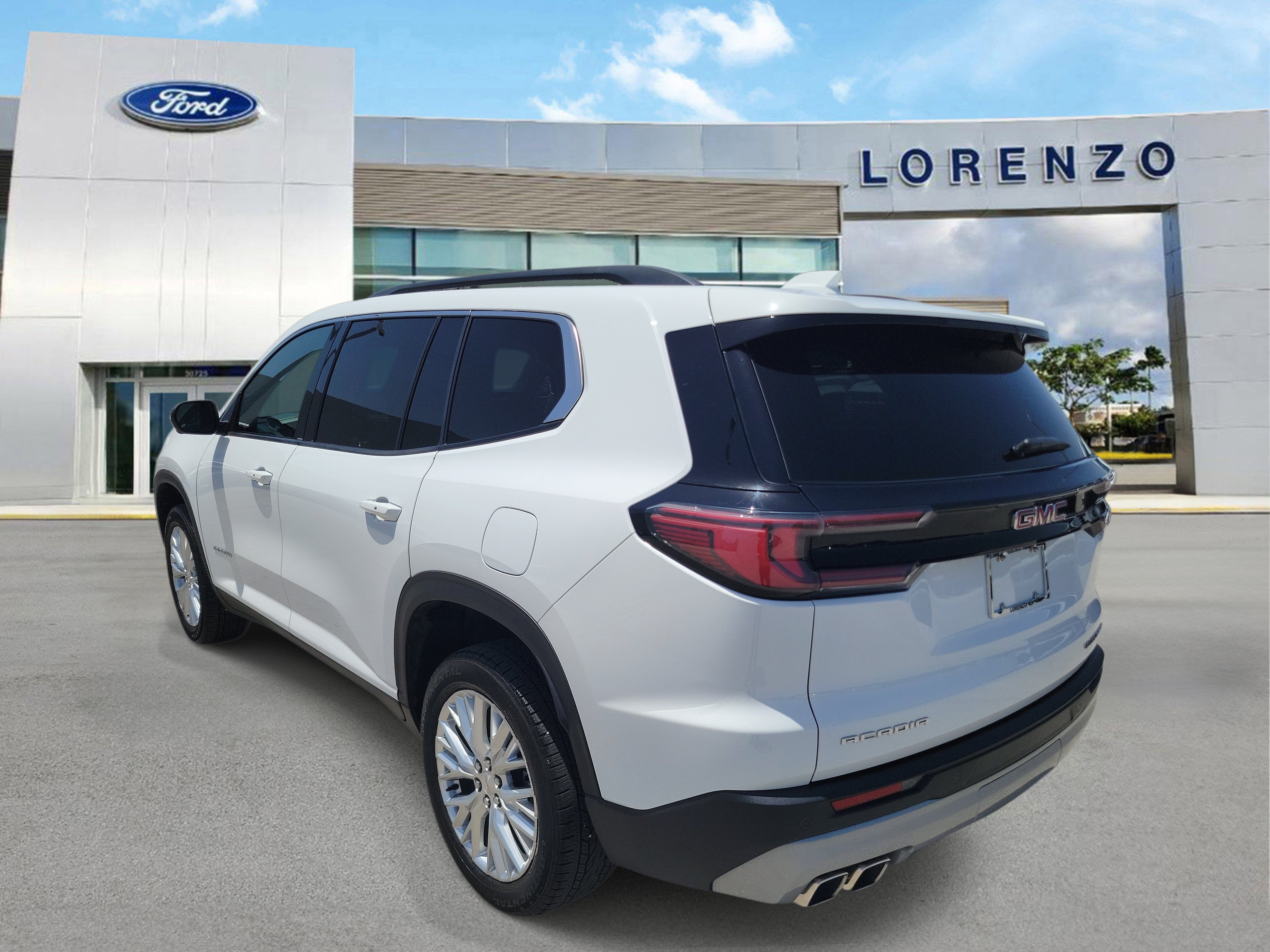2024 GMC Acadia FWD Elevation