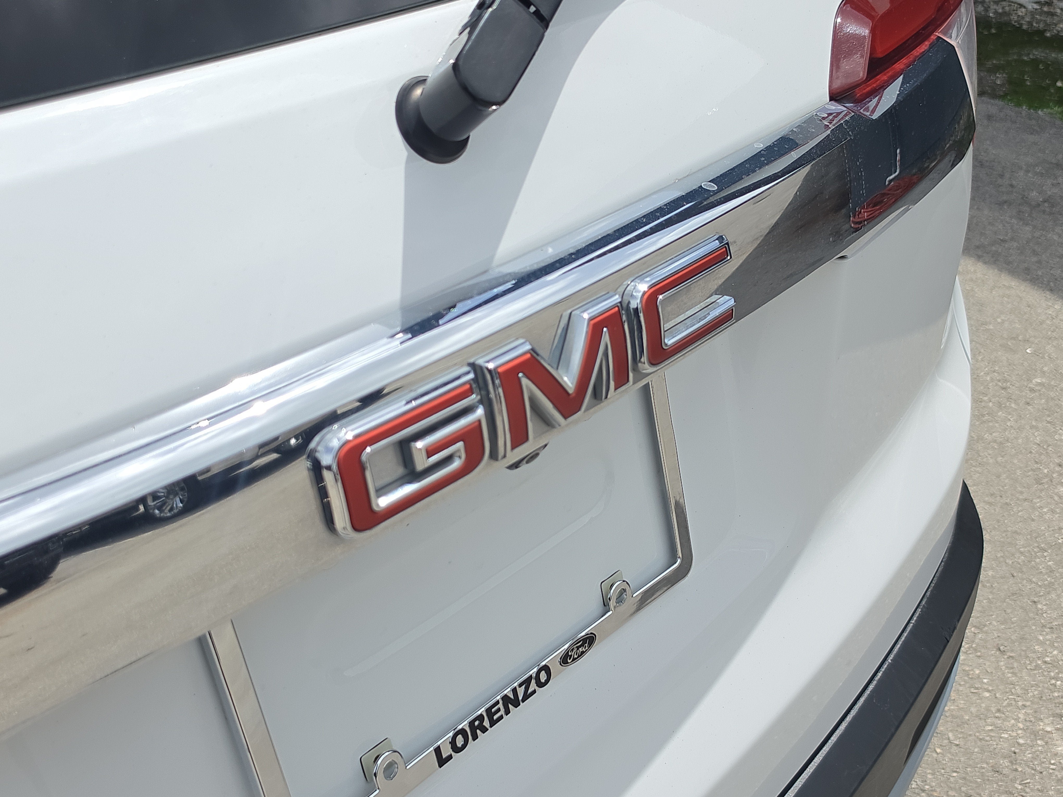 2022 GMC Acadia SLE