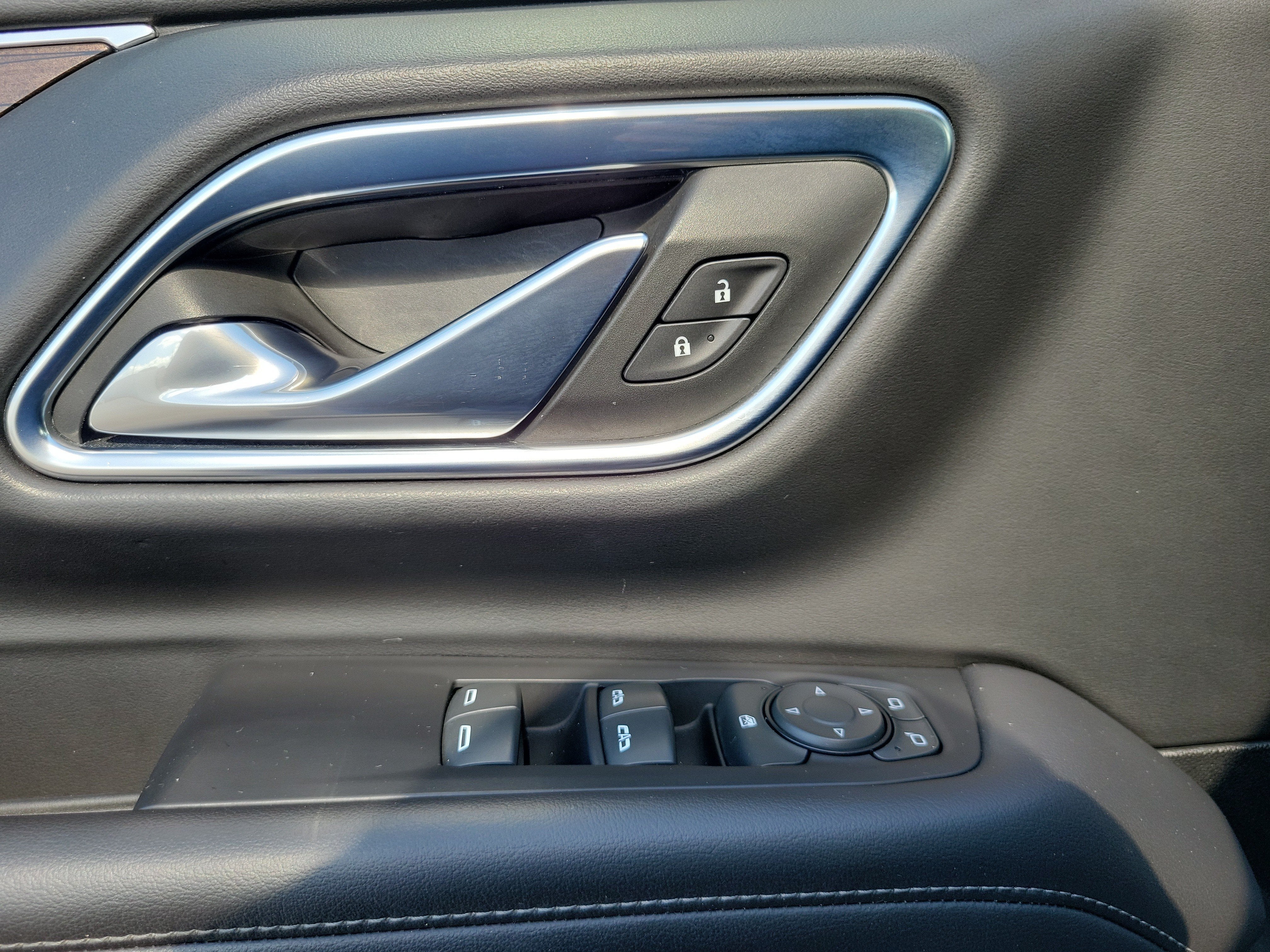 2021 GMC Yukon SLE