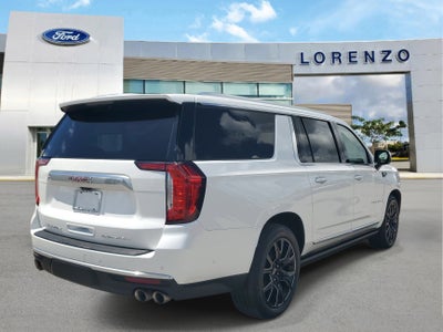 2023 GMC Yukon XL Denali 4WD