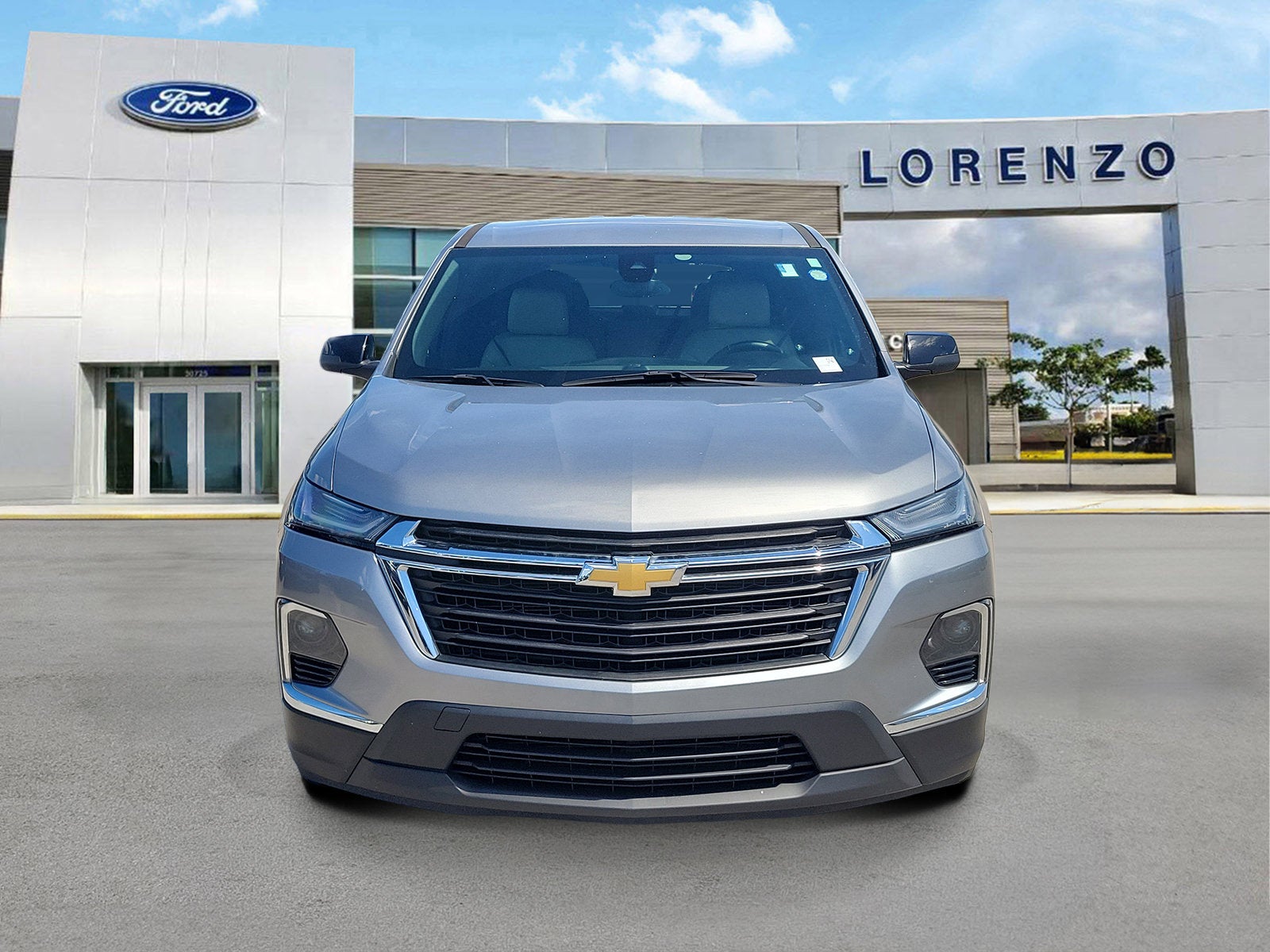 2023 Chevrolet Traverse LS