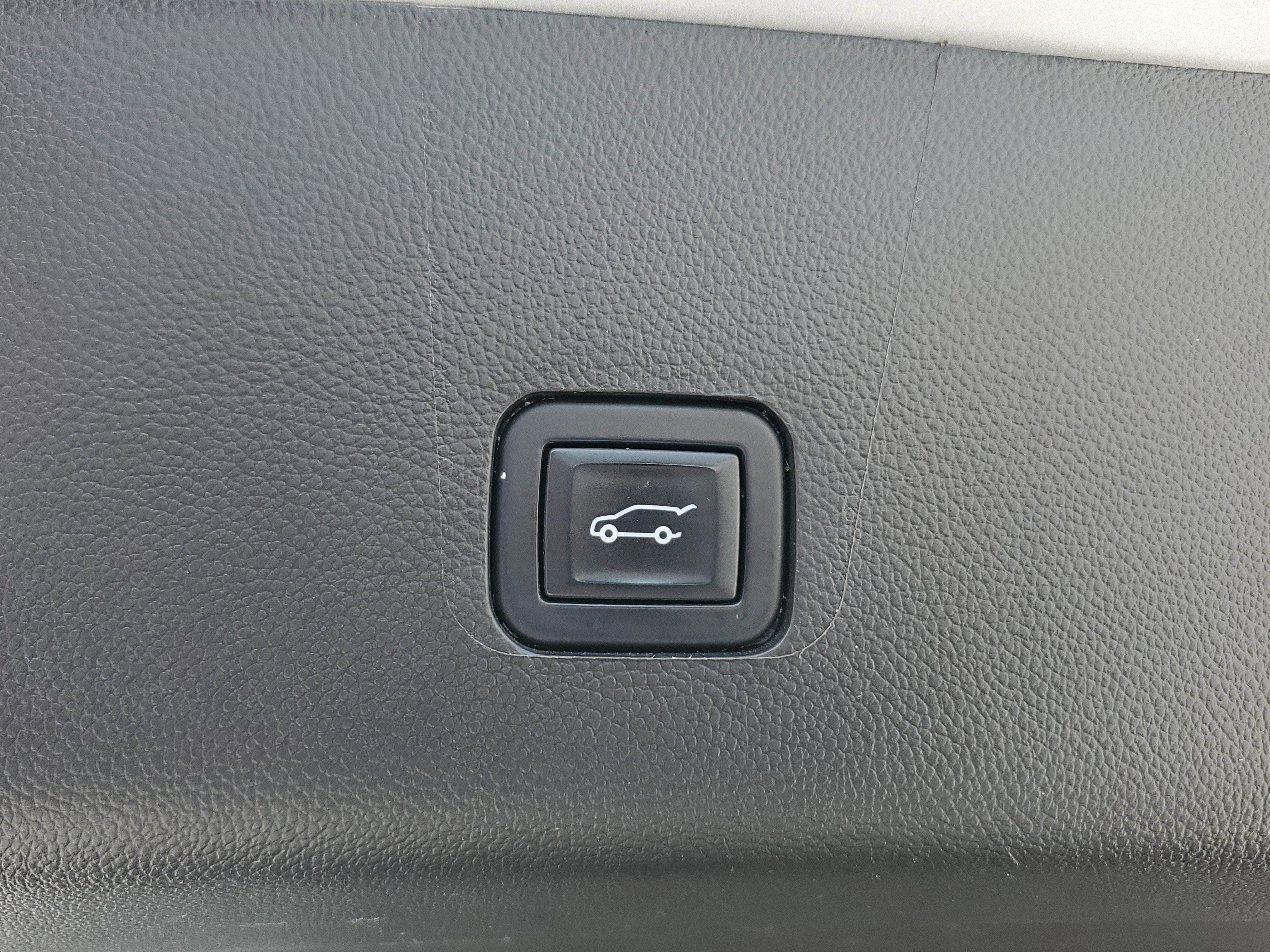 2022 Chevrolet Traverse LT Leather 4WD