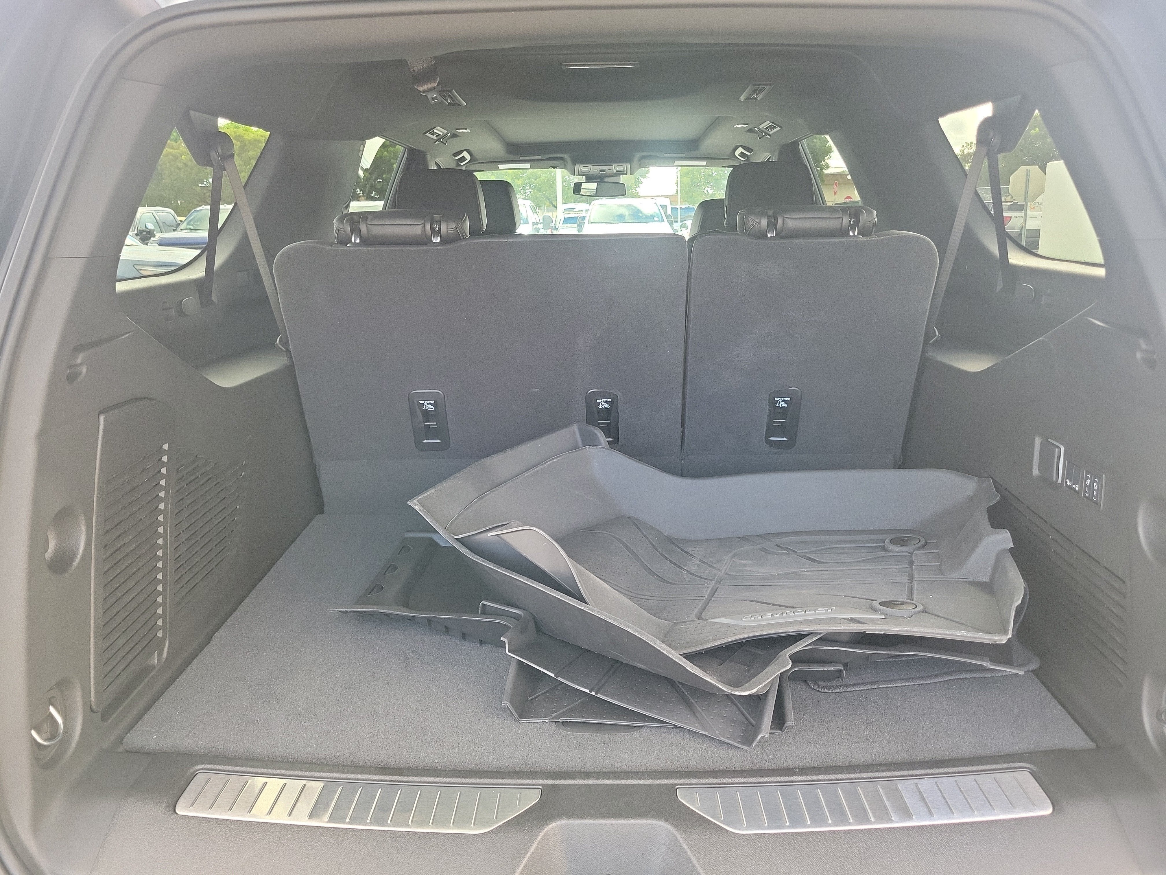 2025 Chevrolet Suburban RST Diesel